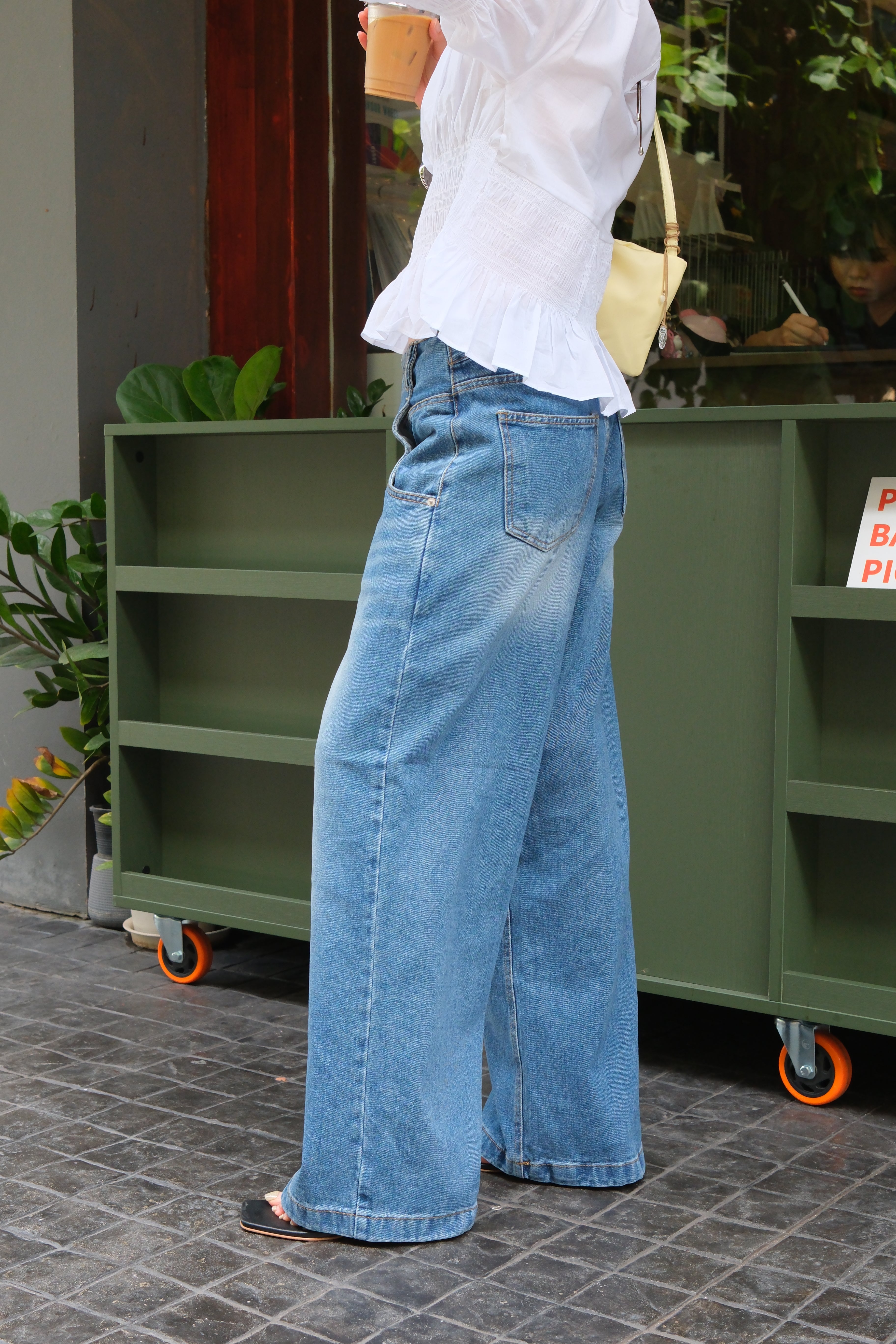 Coucou Large pocket wide leg jeans