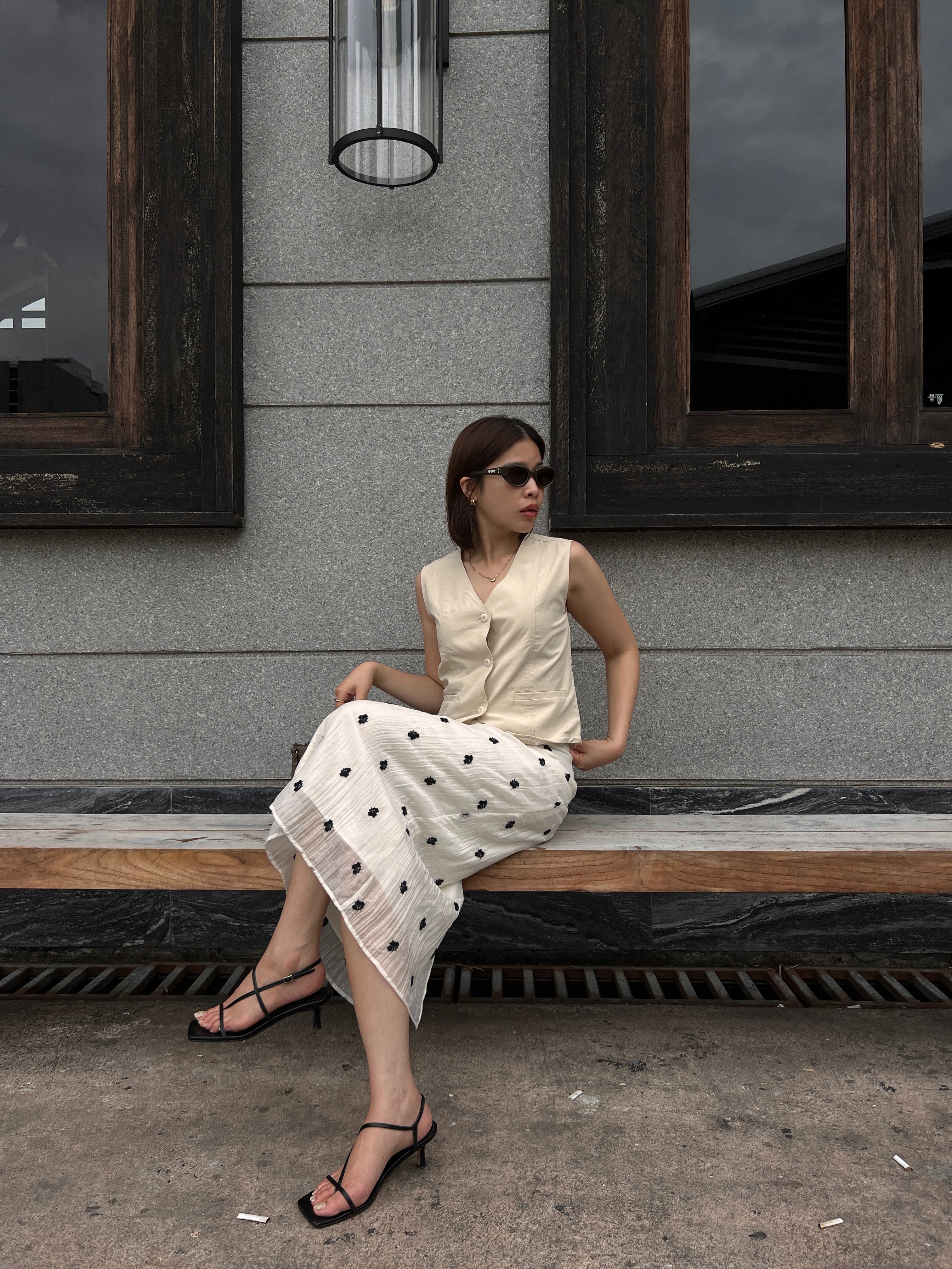 curvy Linen vest