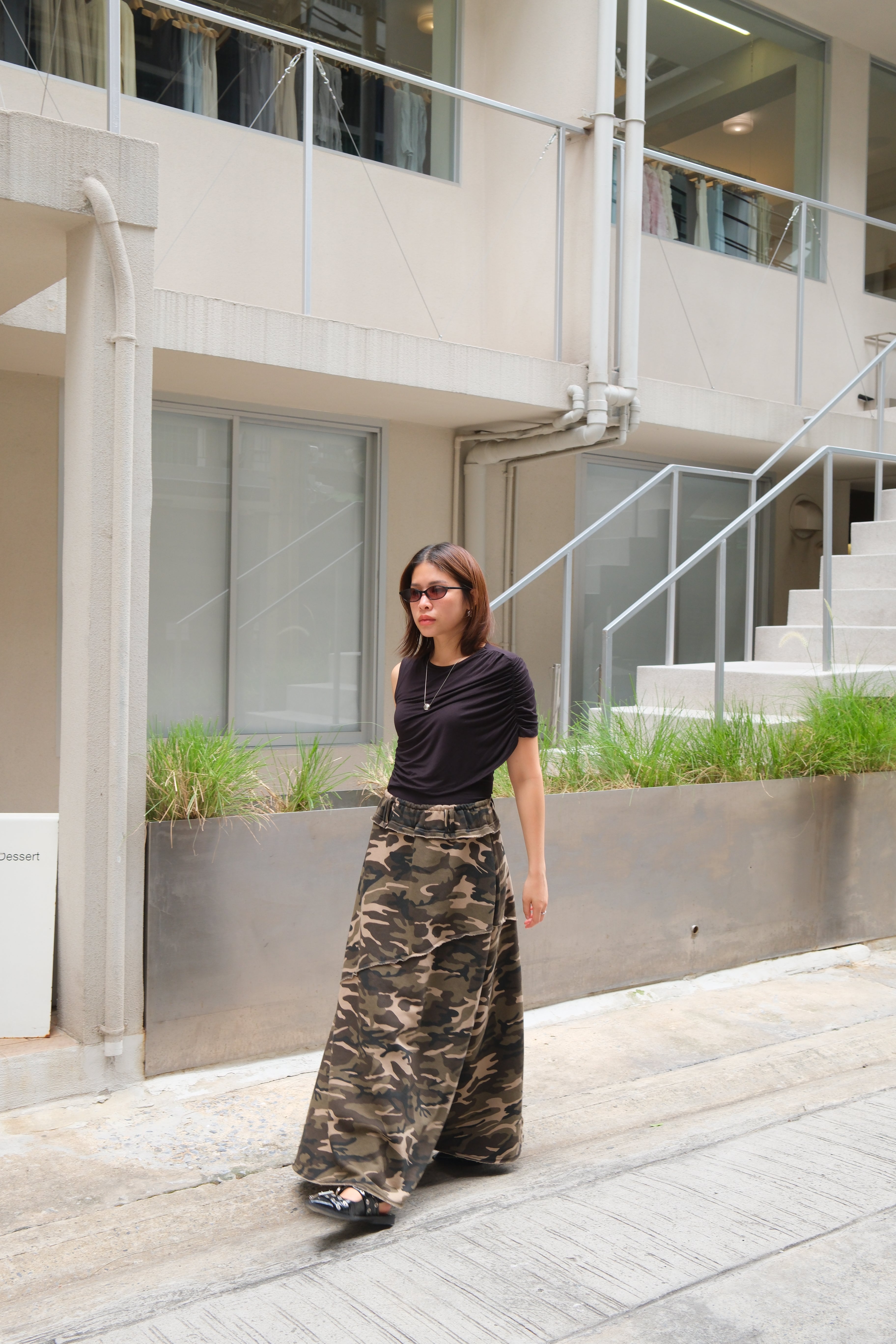Elasticated waist camo maxi skirt