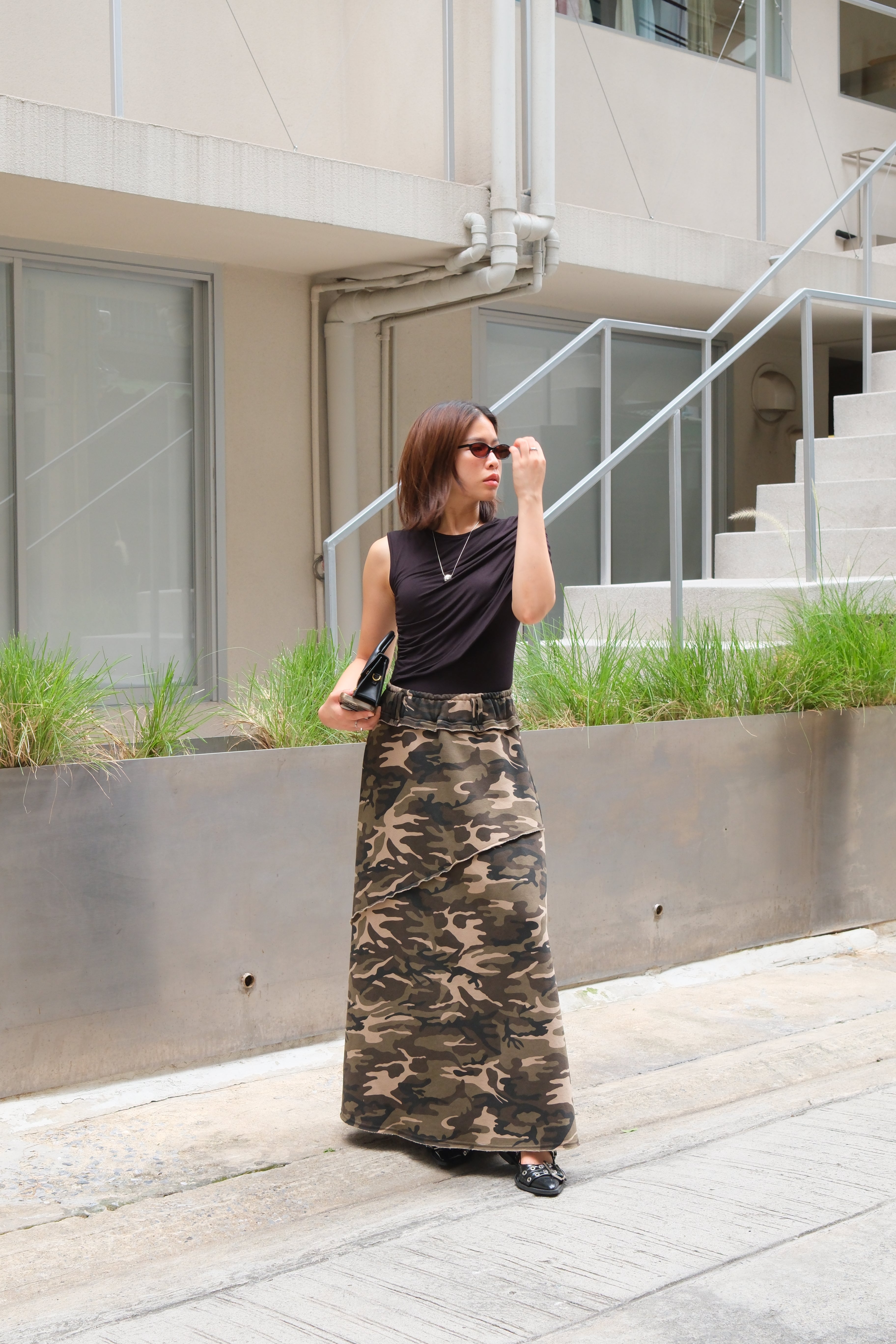 Elasticated waist camo maxi skirt