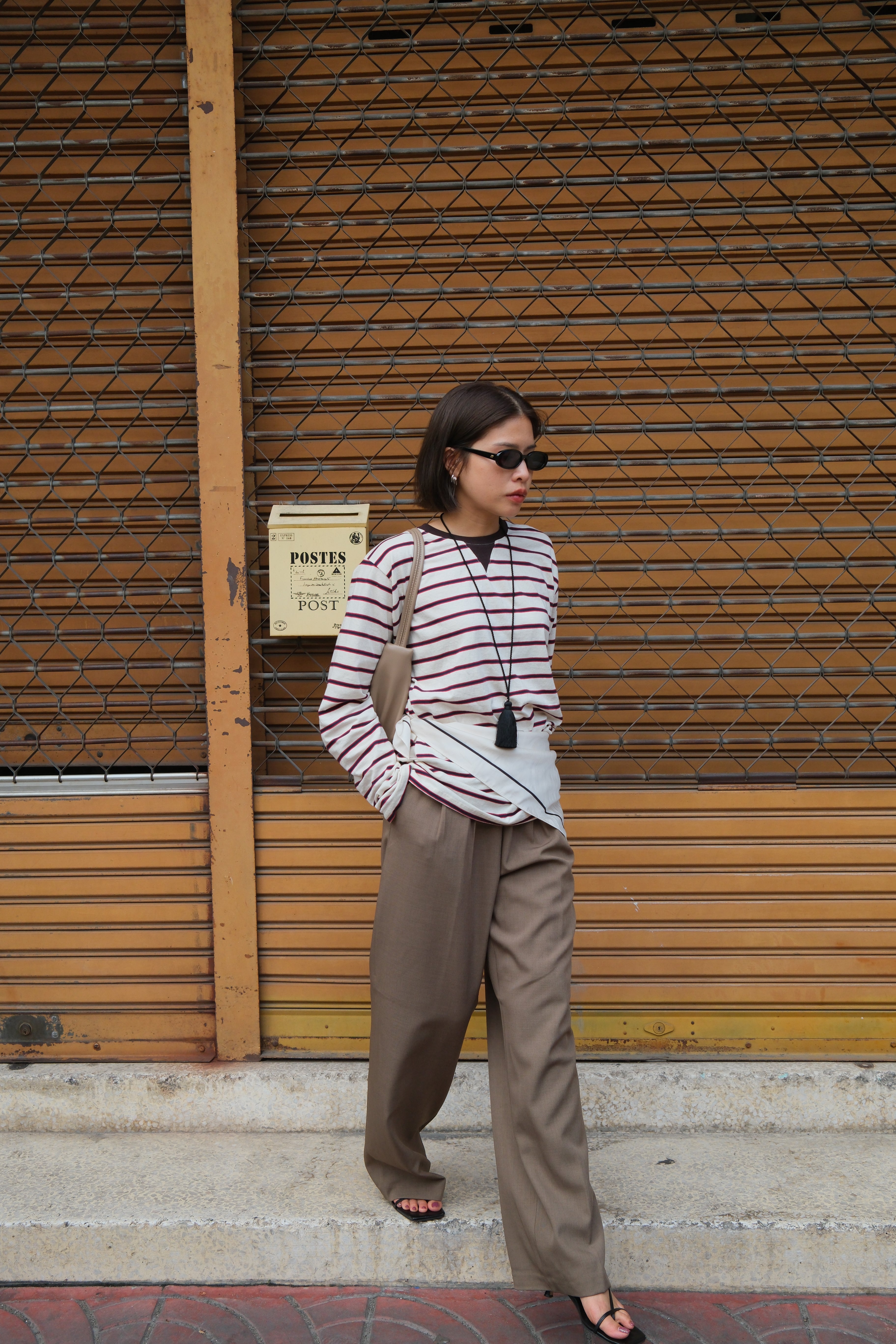 Triangle collar striped long-sleeve soft tee