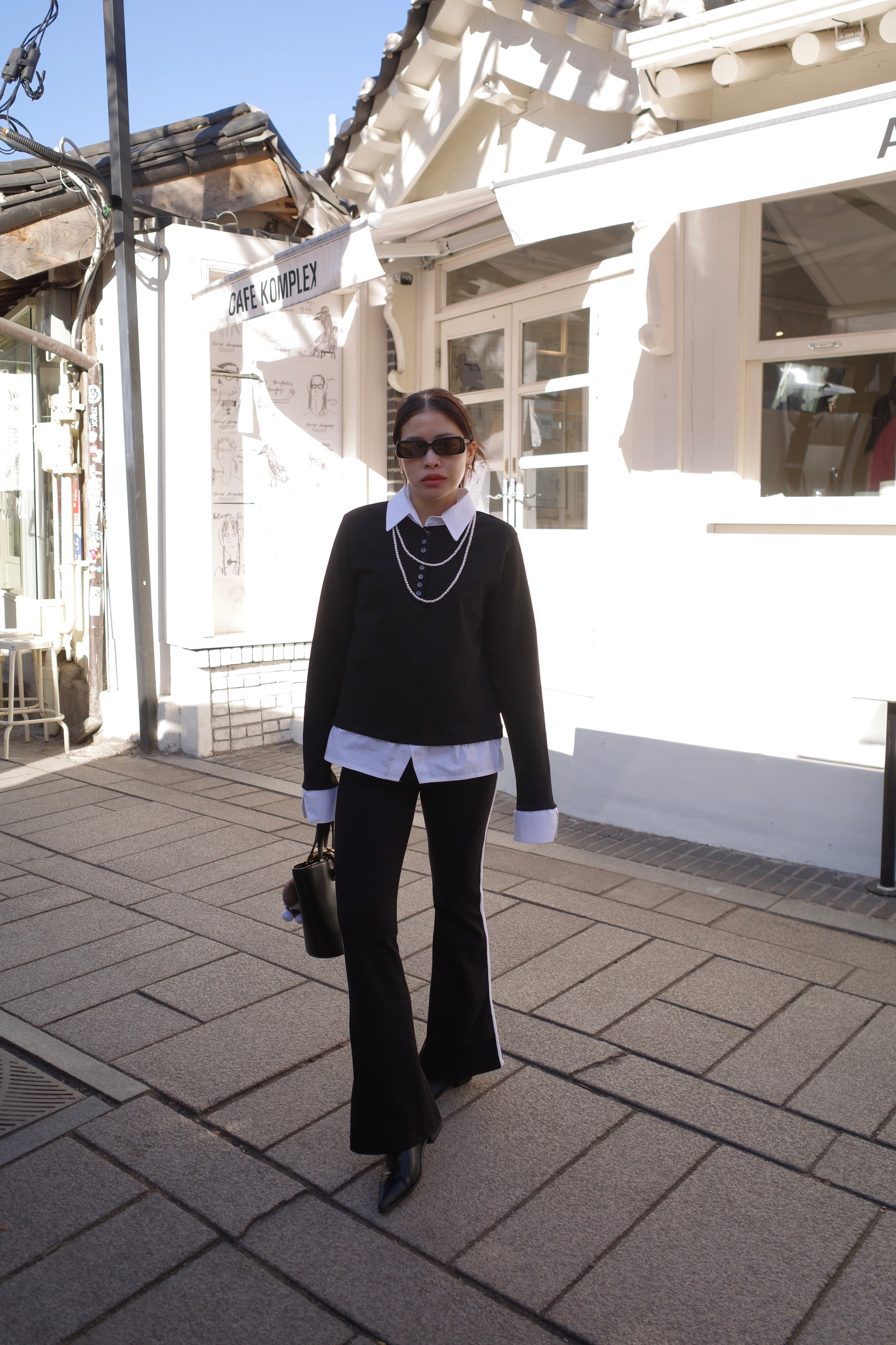 side tape flared pants