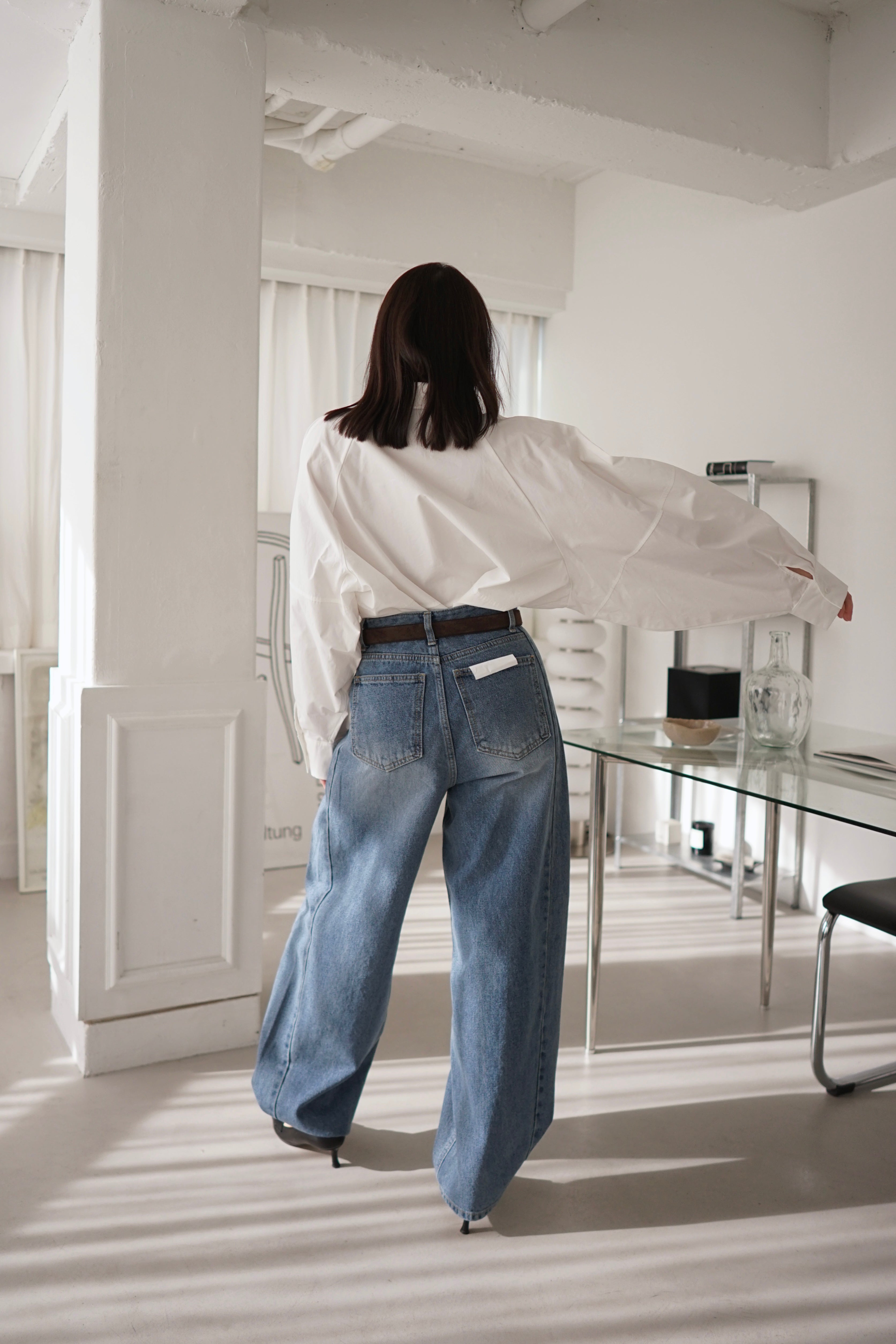 Castle curve sleeve shirt