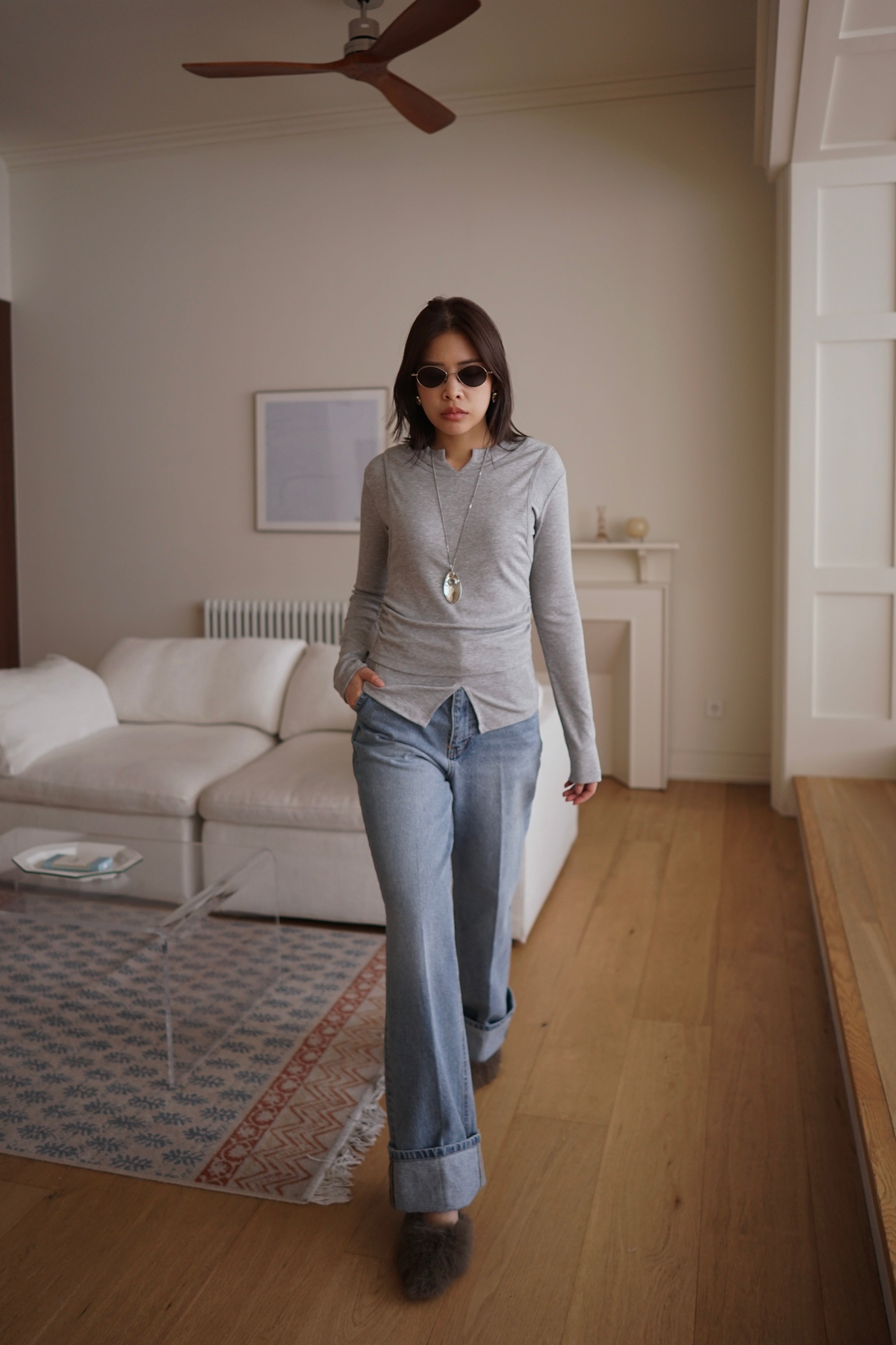 double layered side ruched long sleeve soft tee