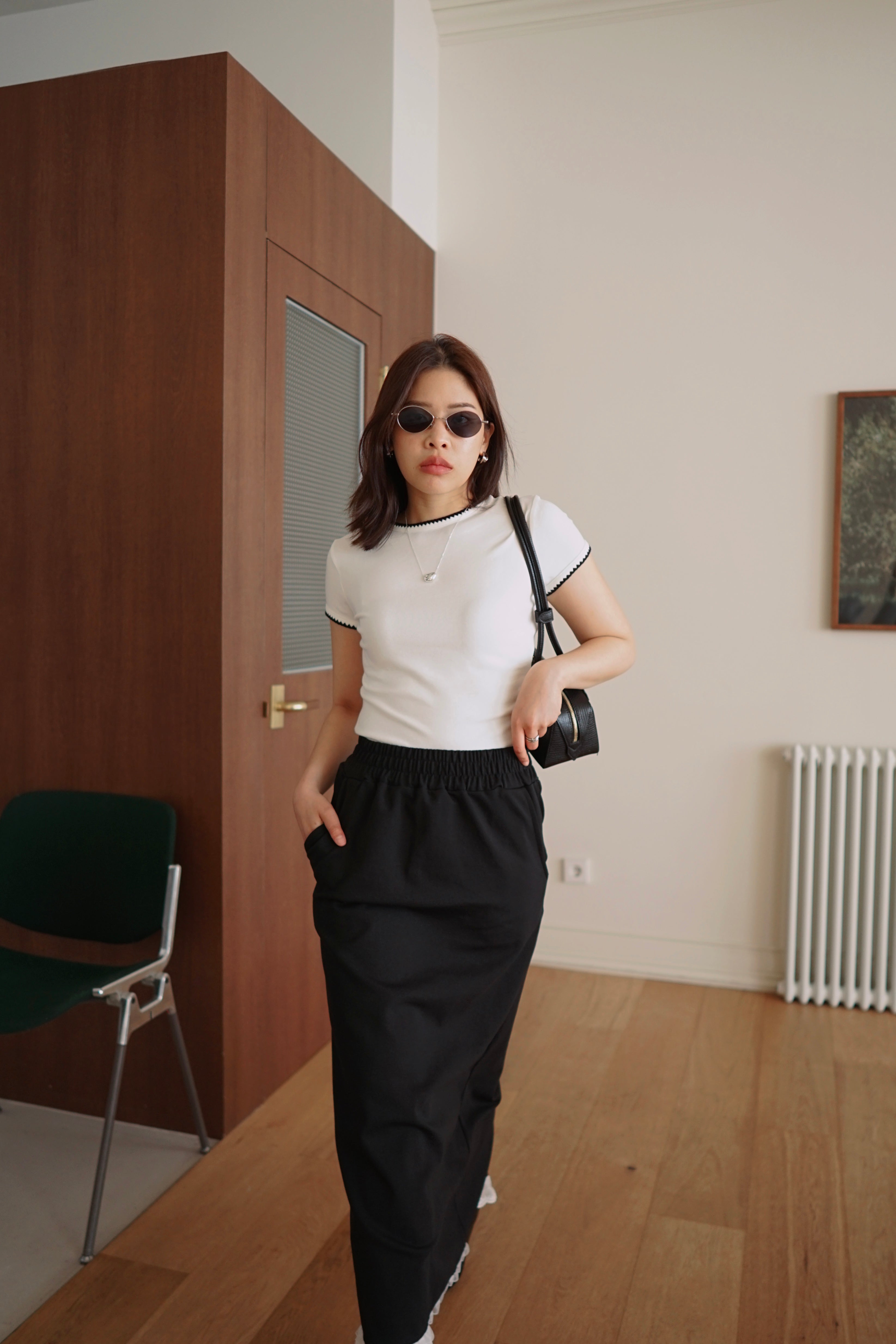 Lago embroidered hem soft tee