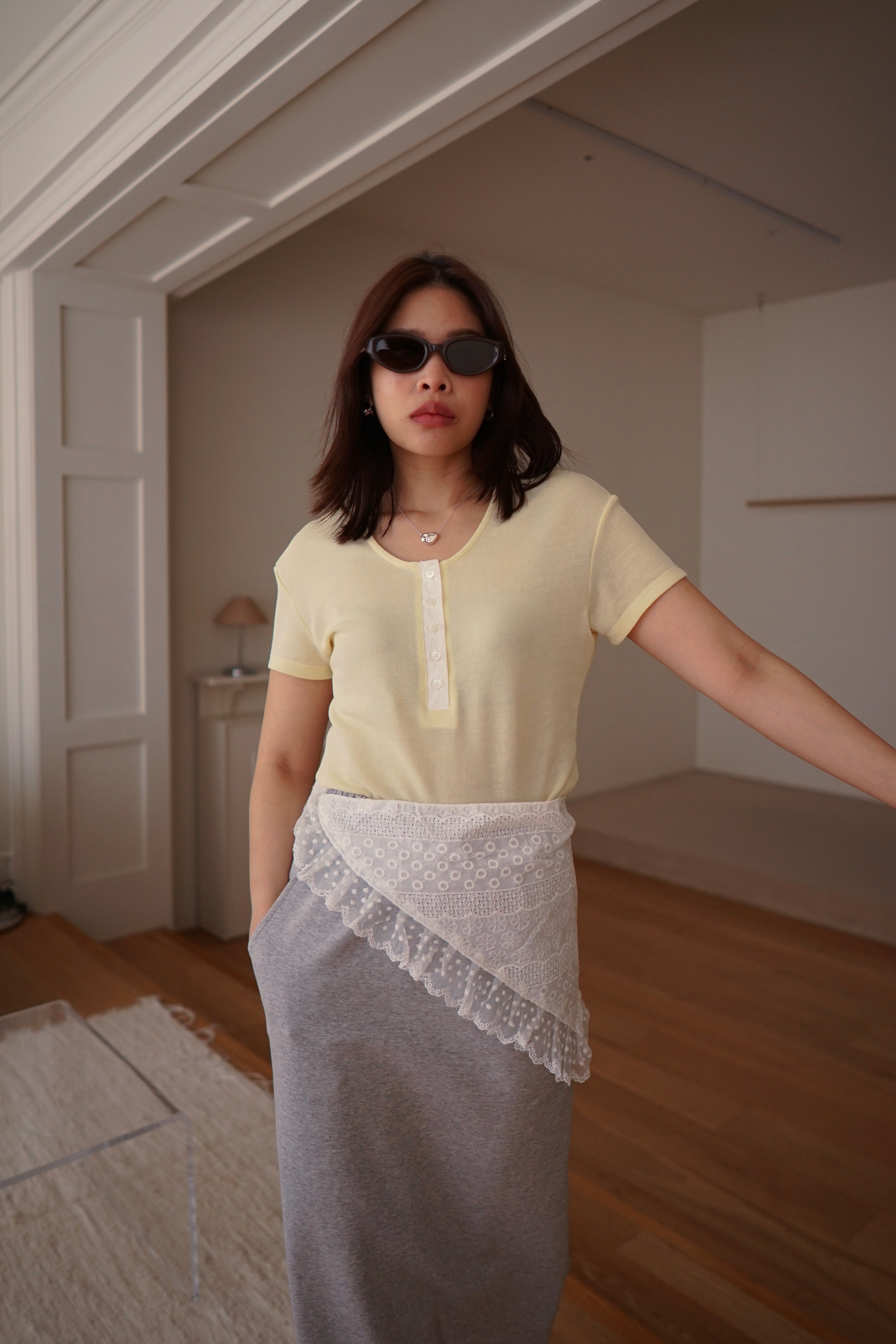 half button round neck soft tee