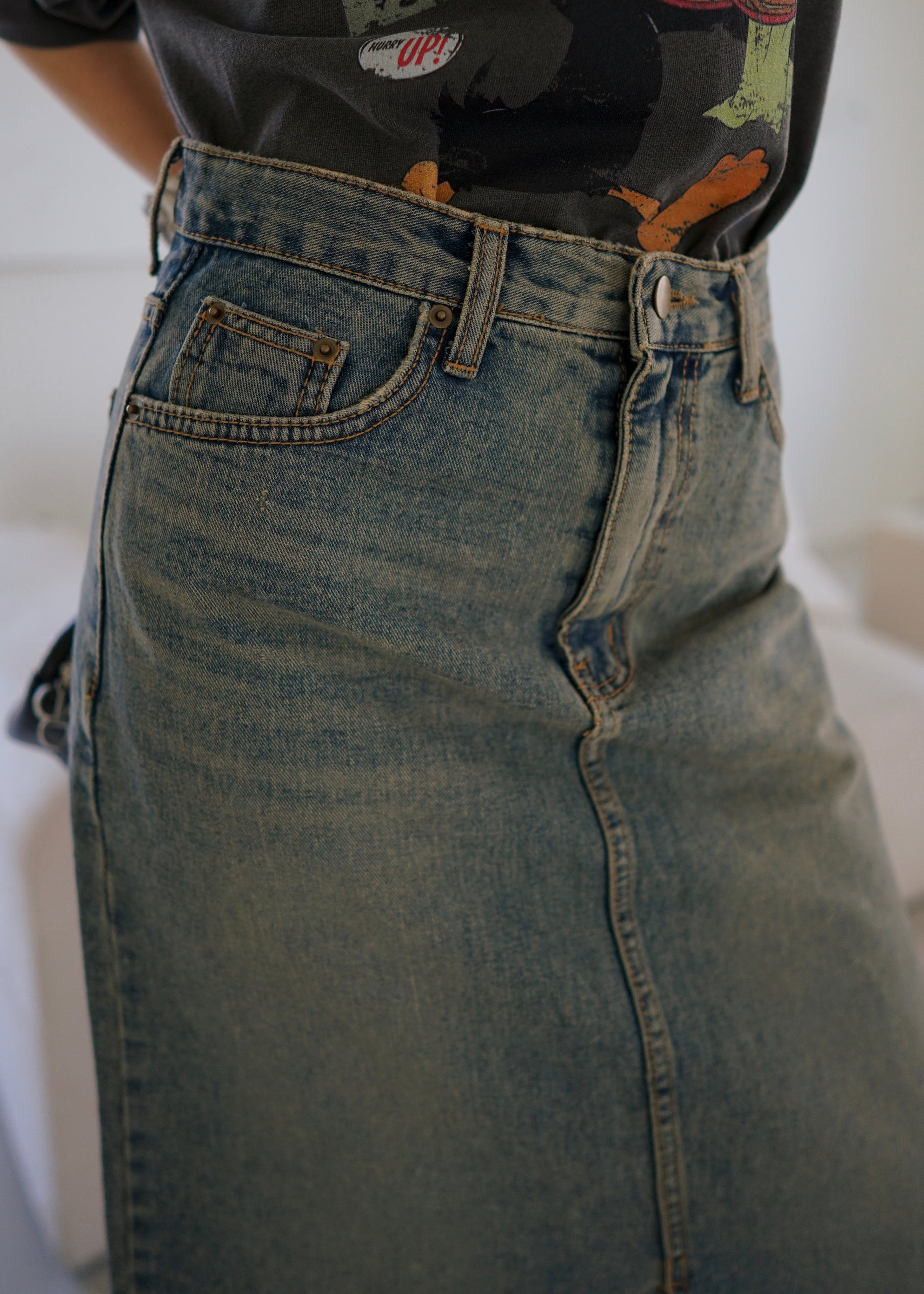 sand wash front slit denim maxi skirt