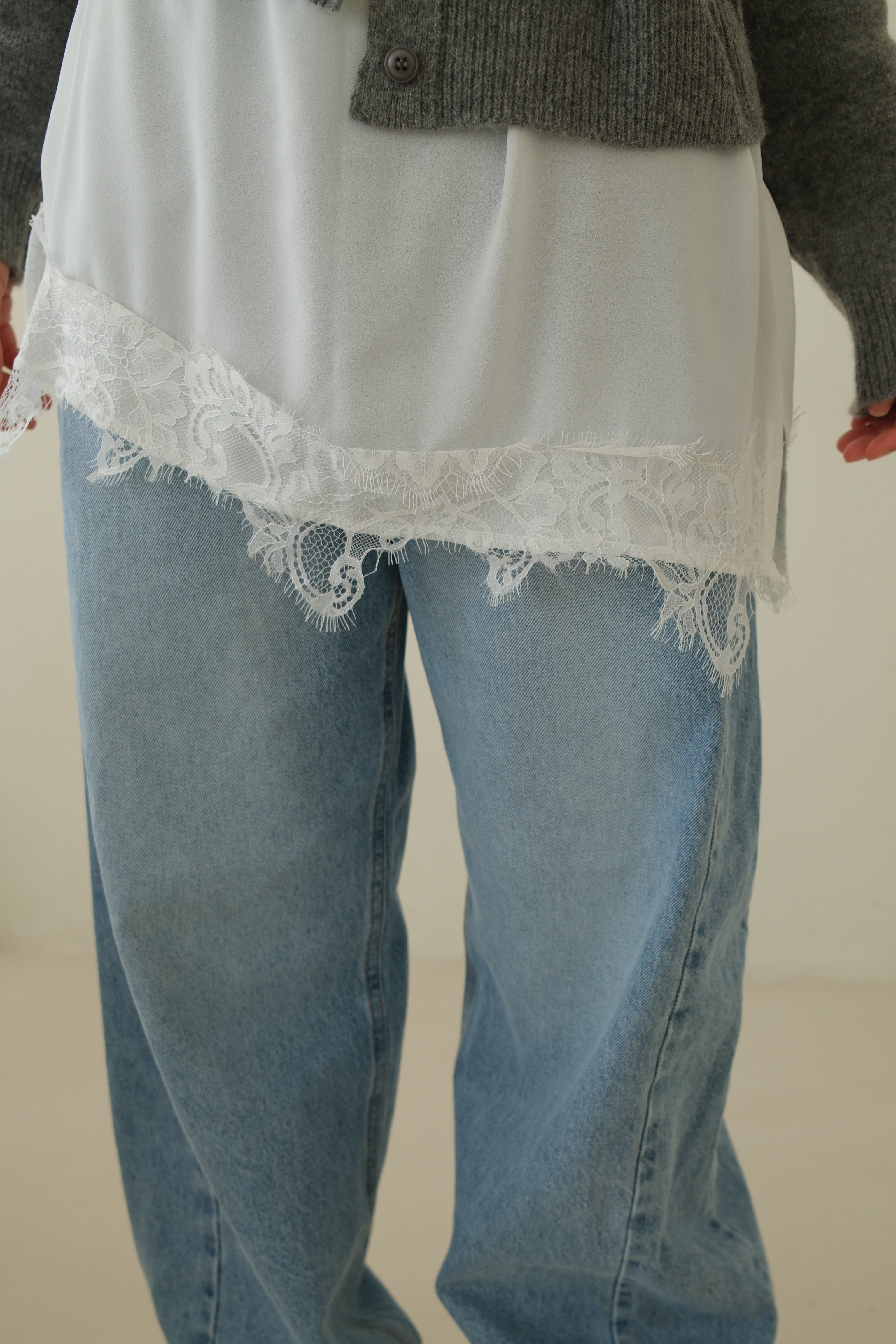 Lace hem unbalance inner slip