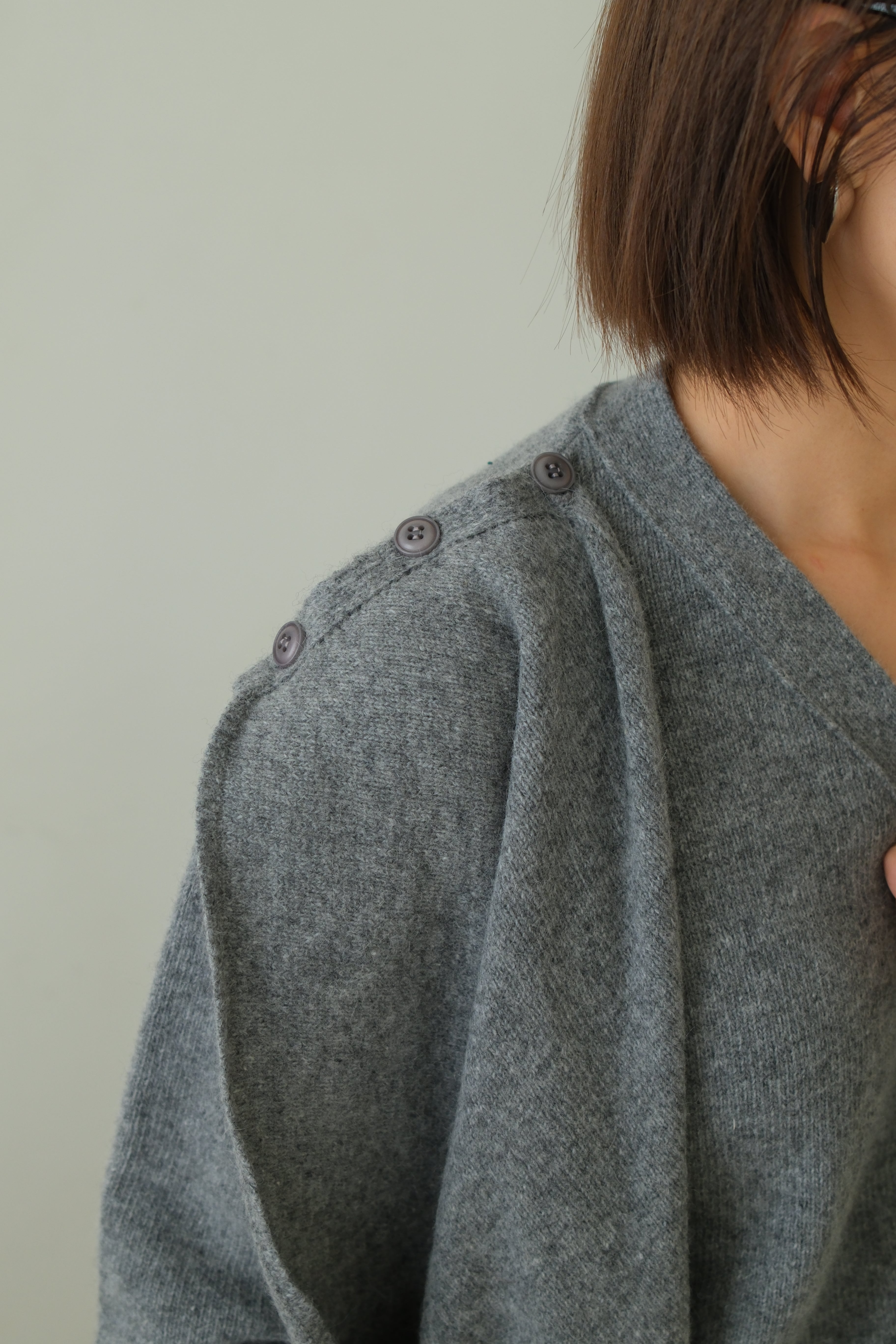 Rac scarf button cardigan (detachable scarf)