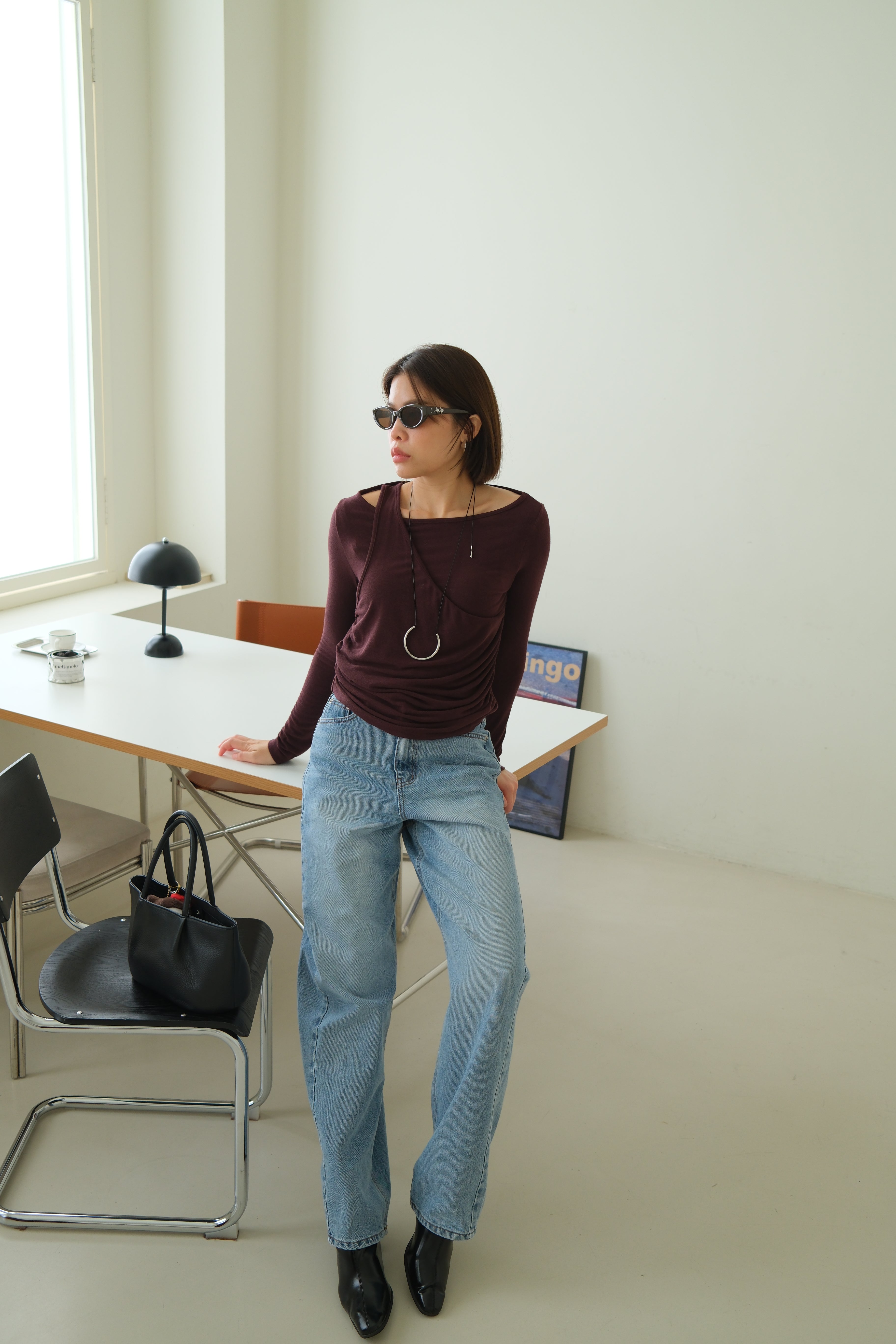 Skies high-rise curved jeans