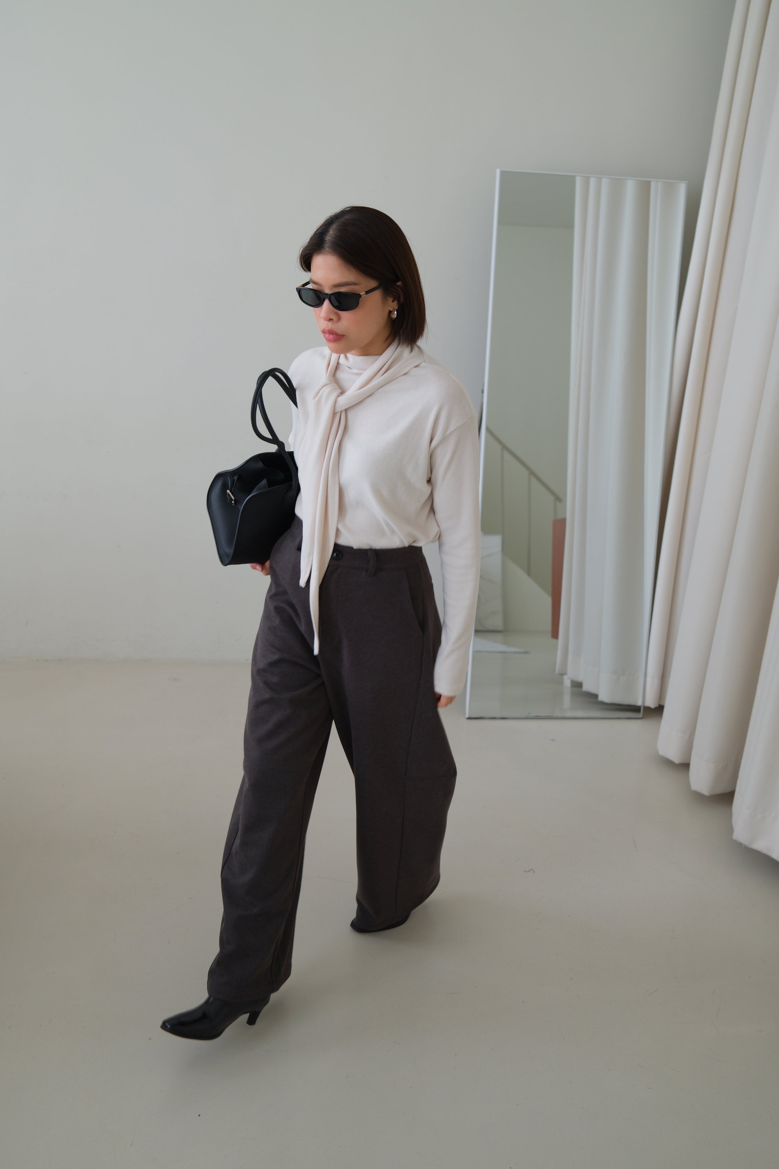 Bien high-rise curved pants