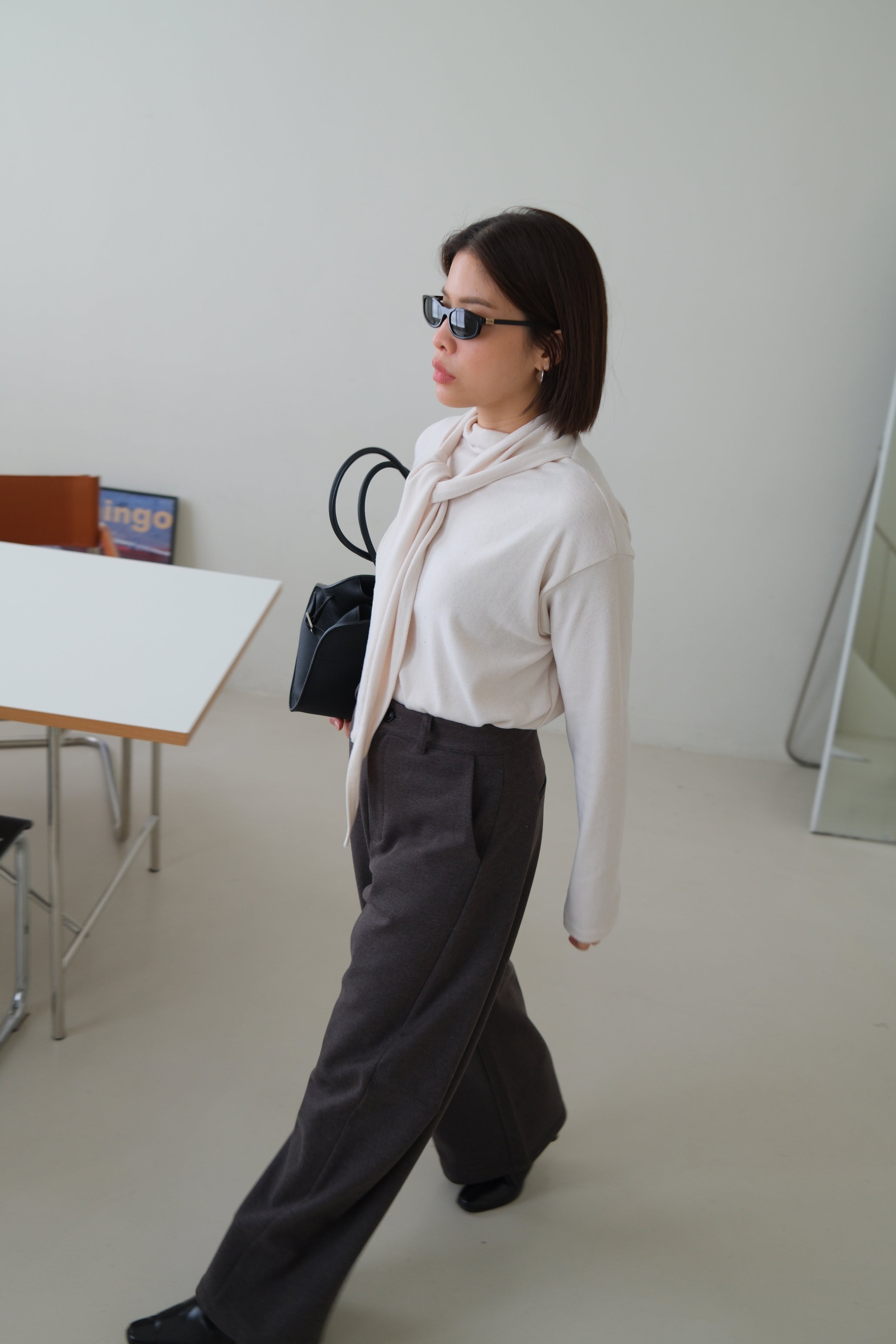 Barney scarf collar longsleeve tee