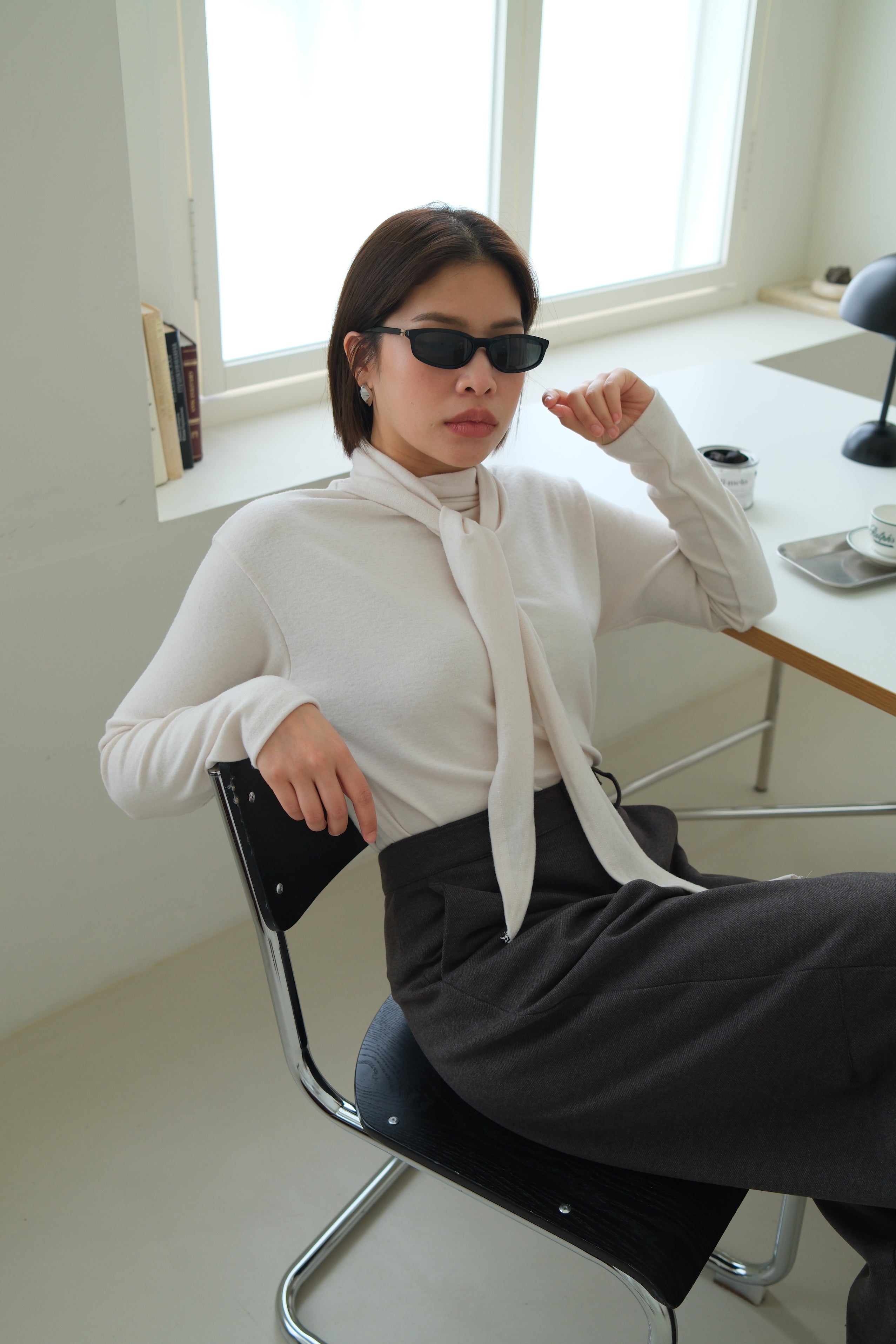 Barney scarf collar longsleeve tee