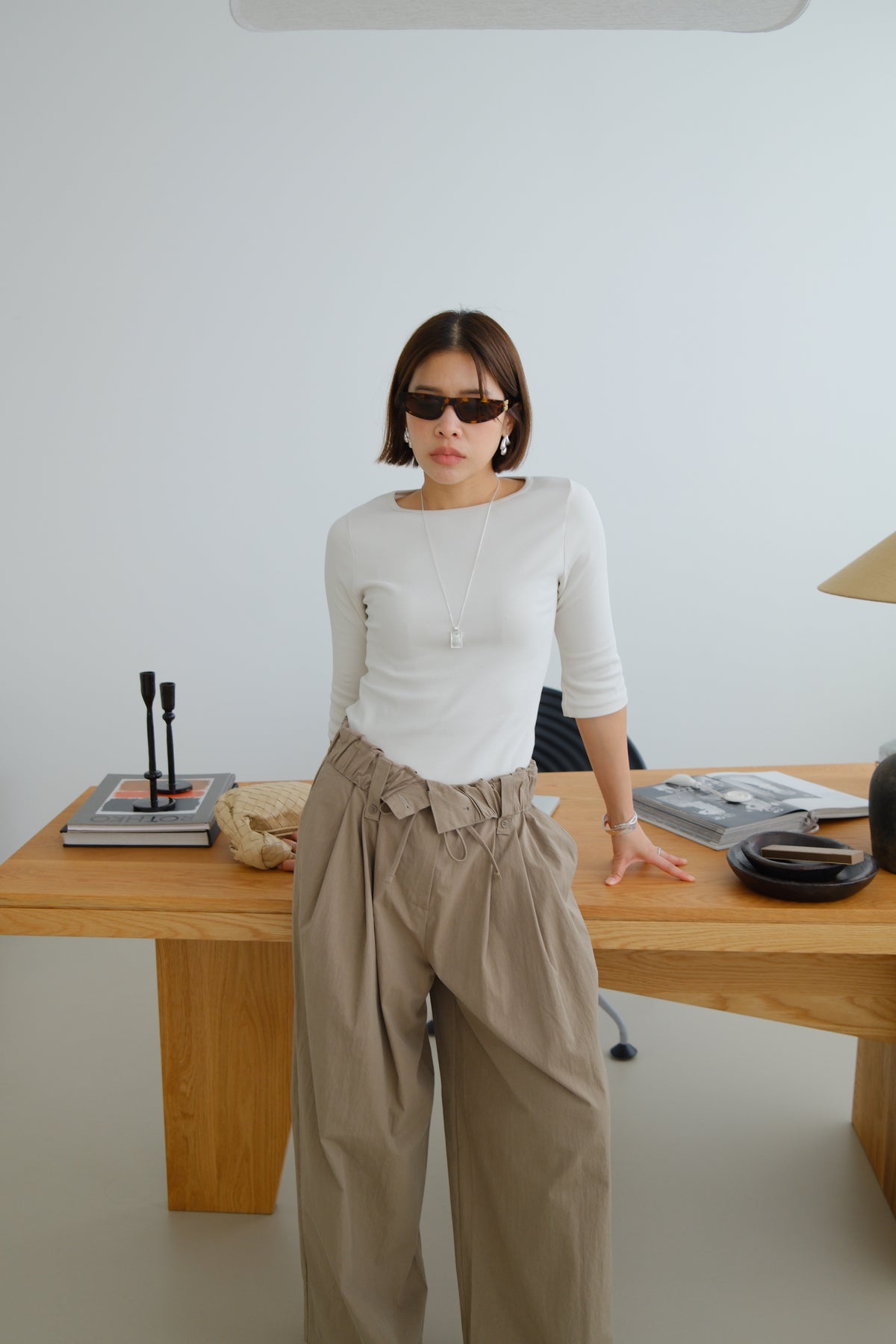 Aven Curved Hem Tee