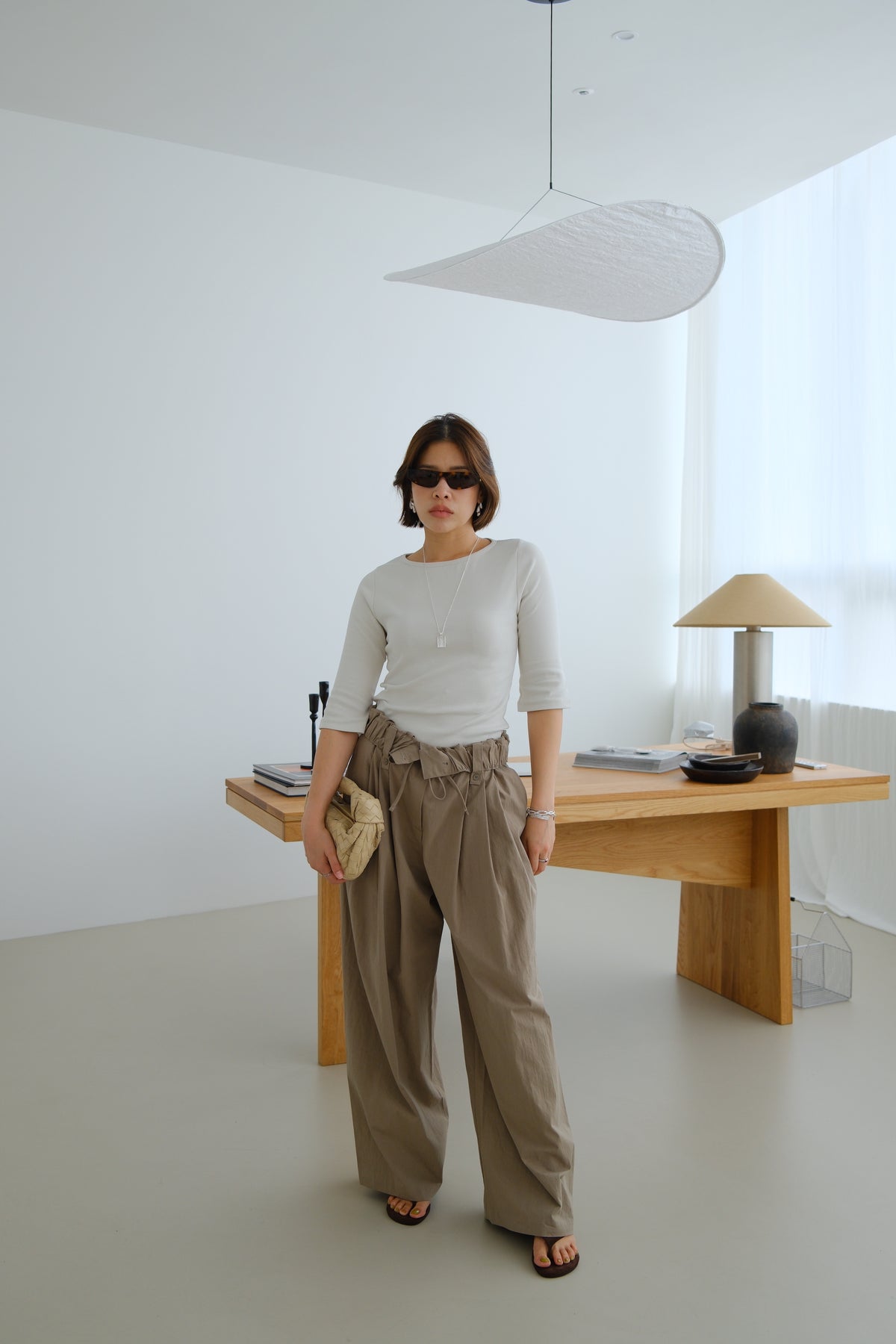 Aven Curved Hem Tee