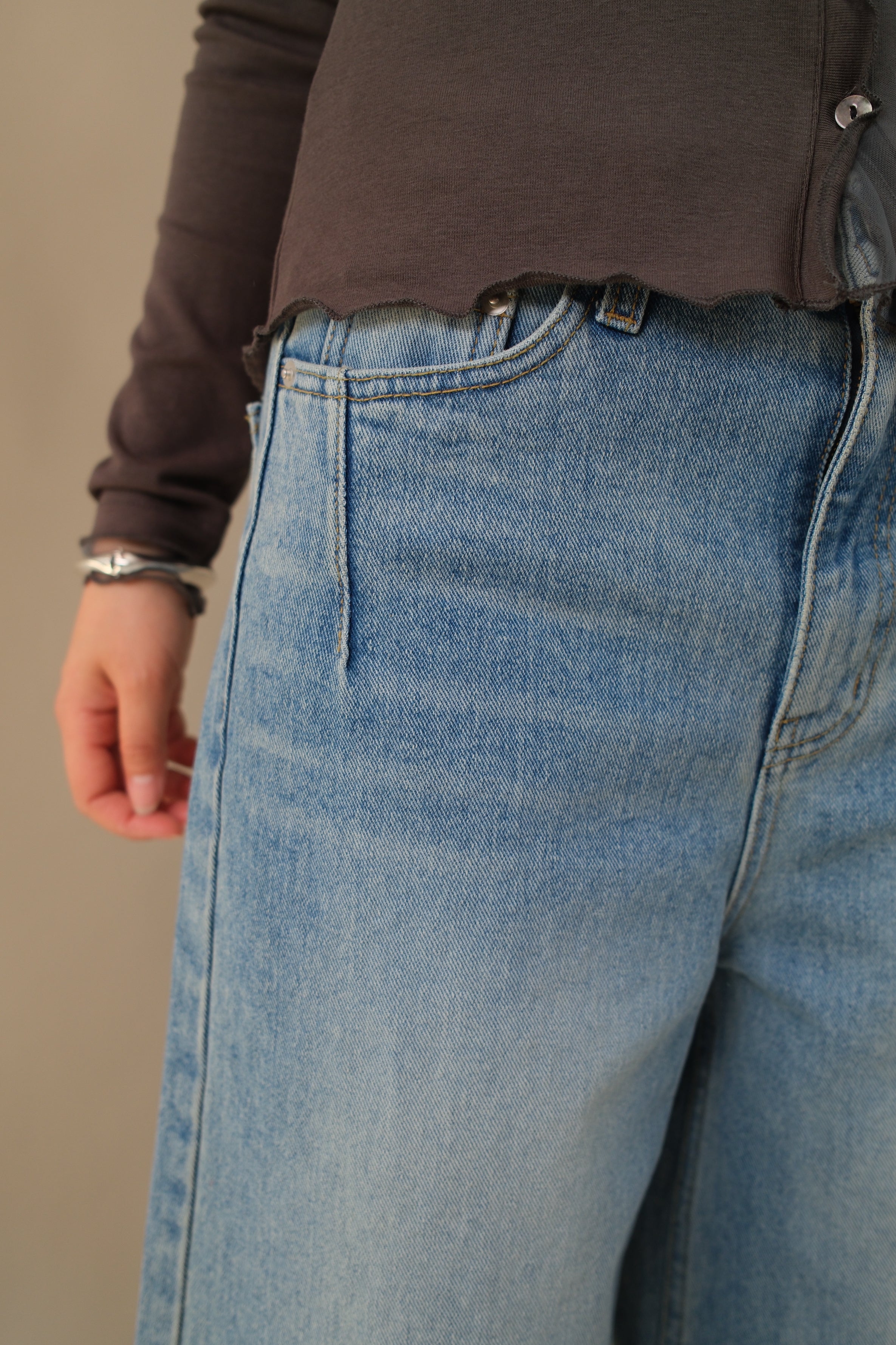 Structured Wide Leg Jeans