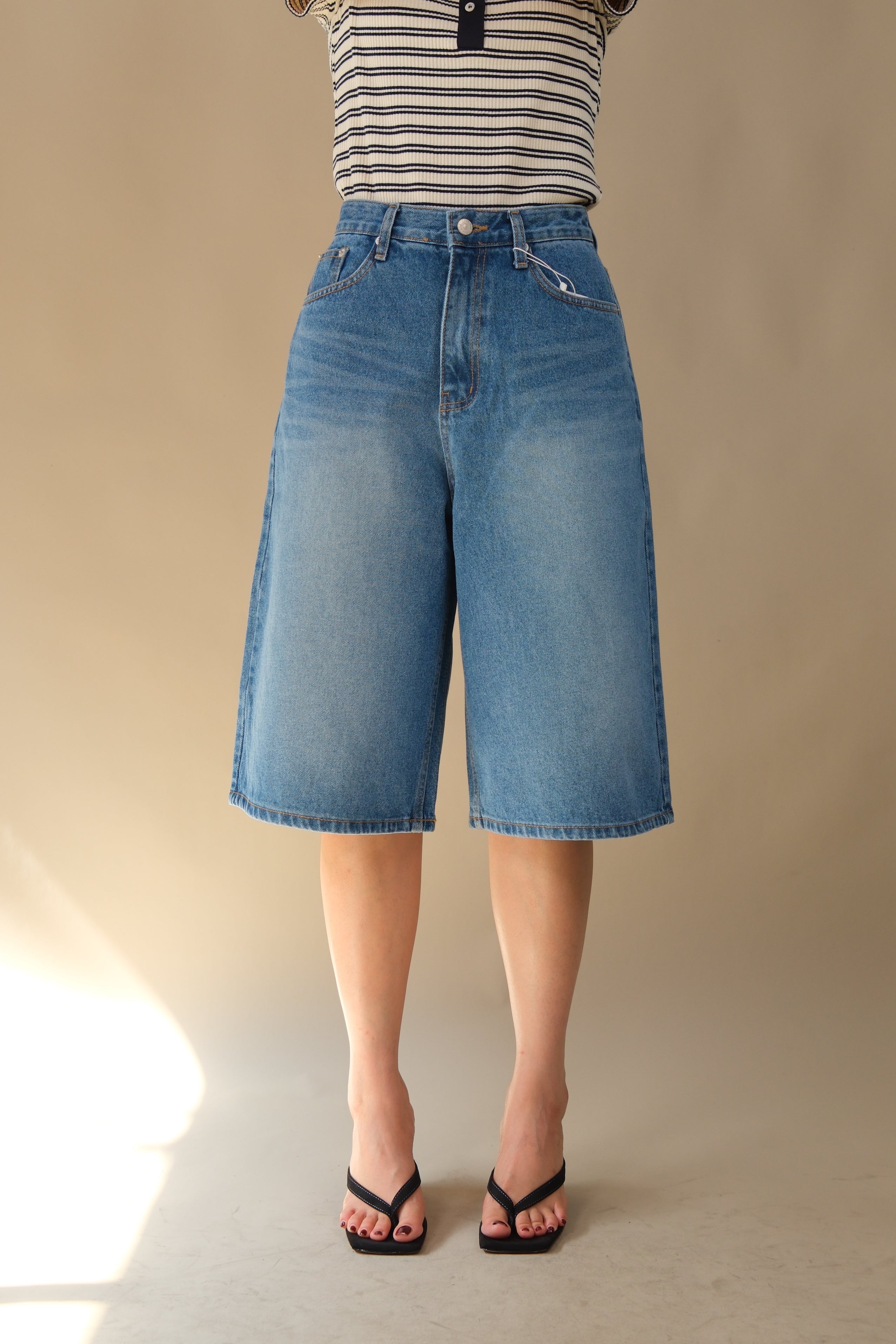 Lyn Jorts relaxed fit jeans