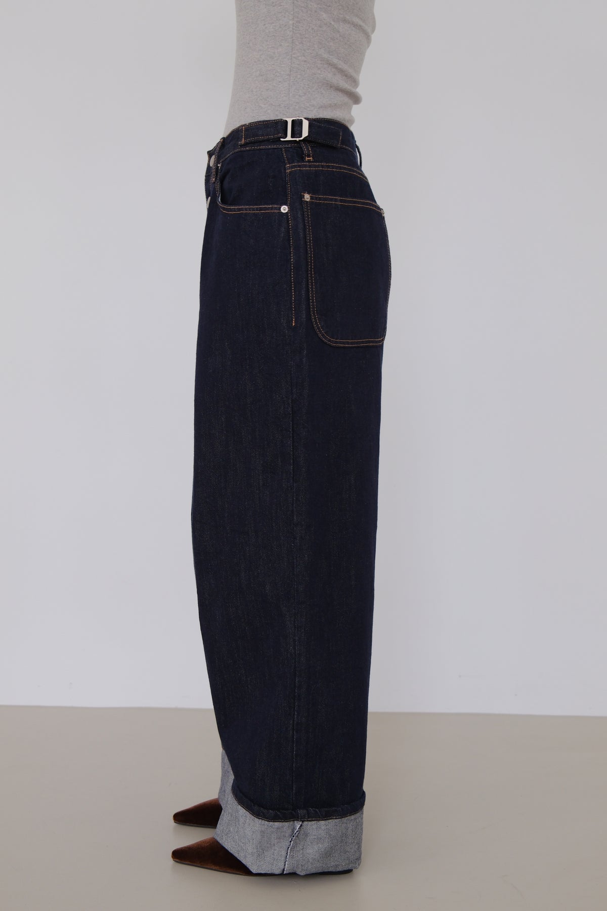 Maven Non-Fade Wide Jeans
