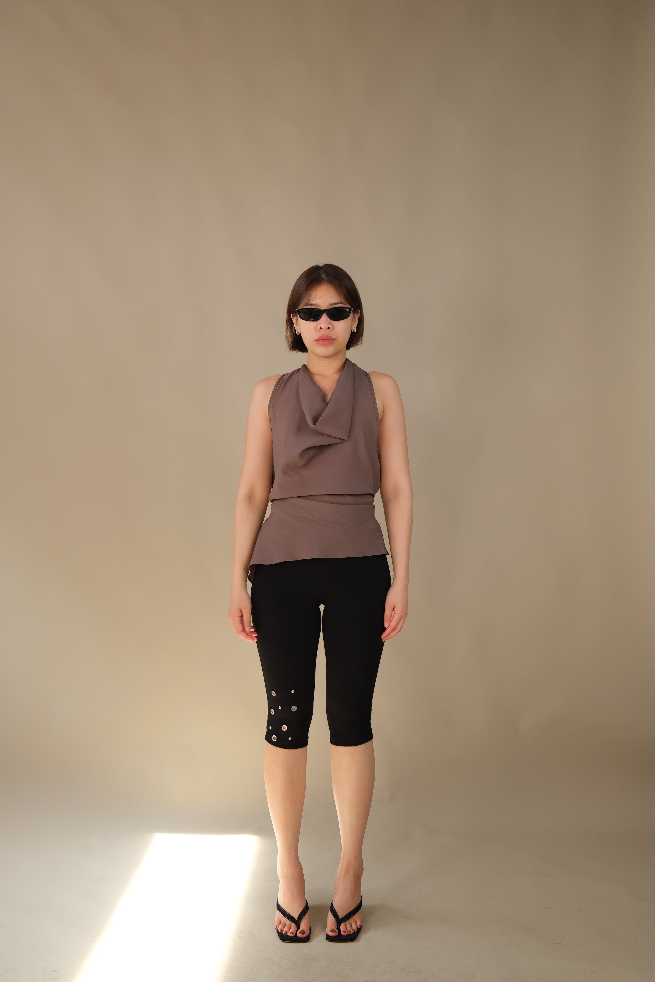 Eyelet capri pants