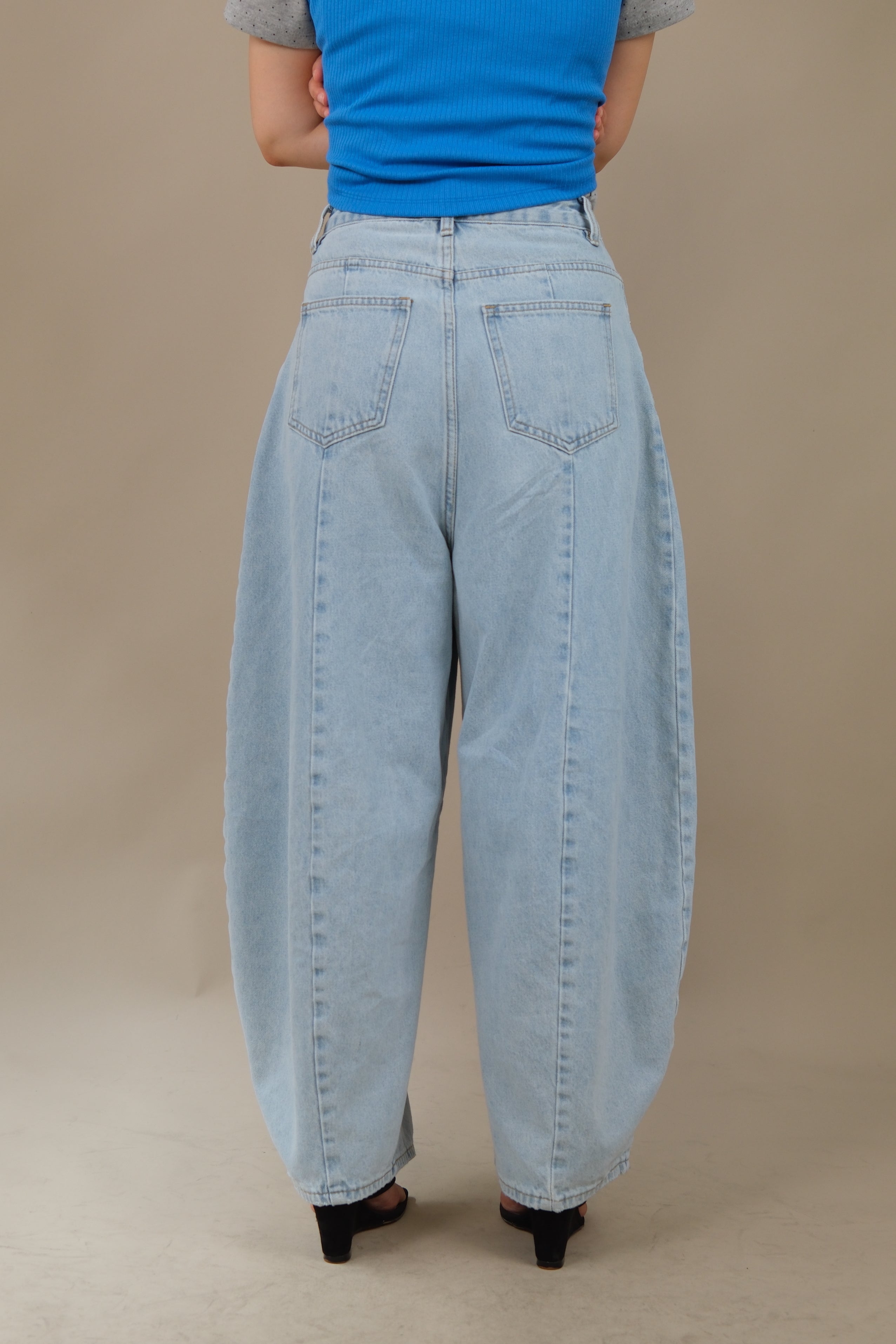 Cloudy blue Balloon jeans