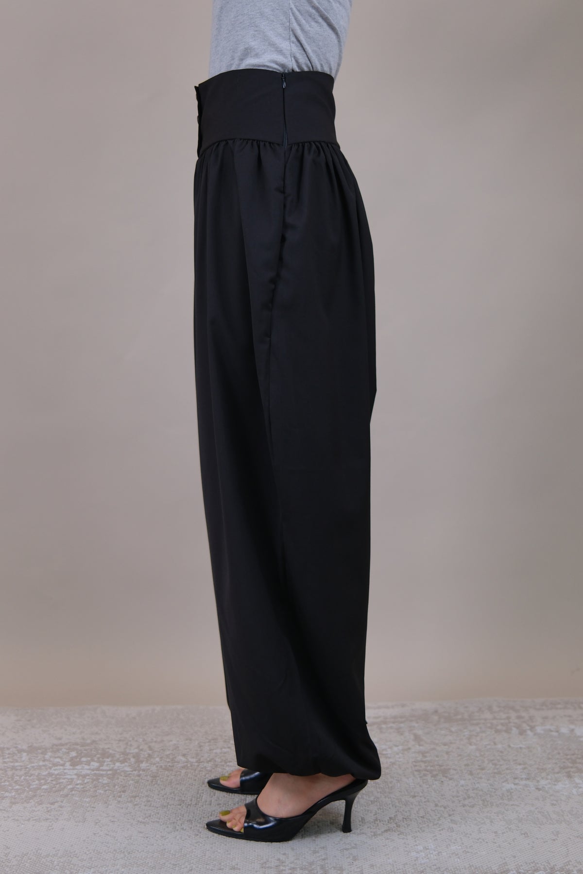 Elara Button Waist Balloon Pants