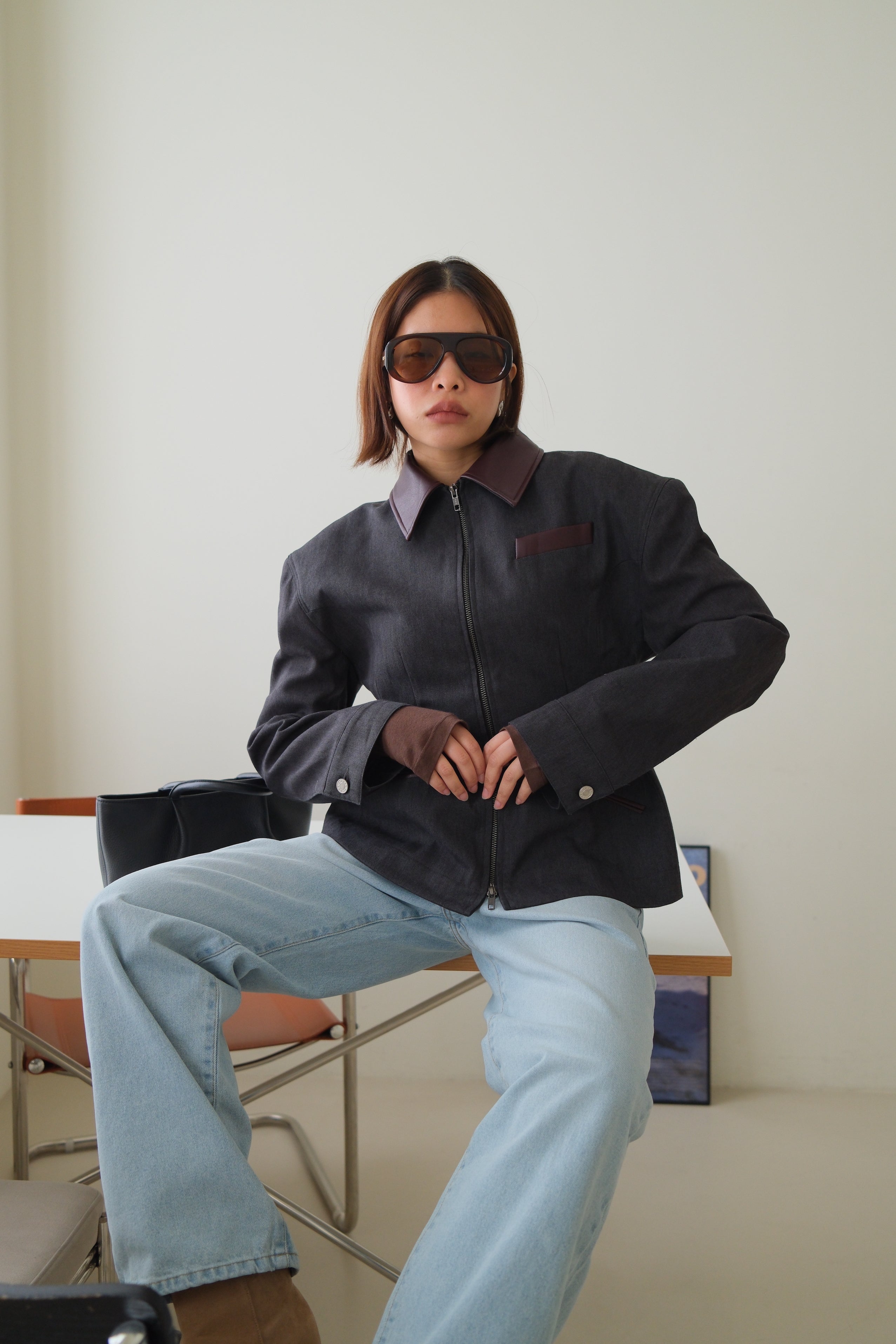 Howl hourglass work jacket