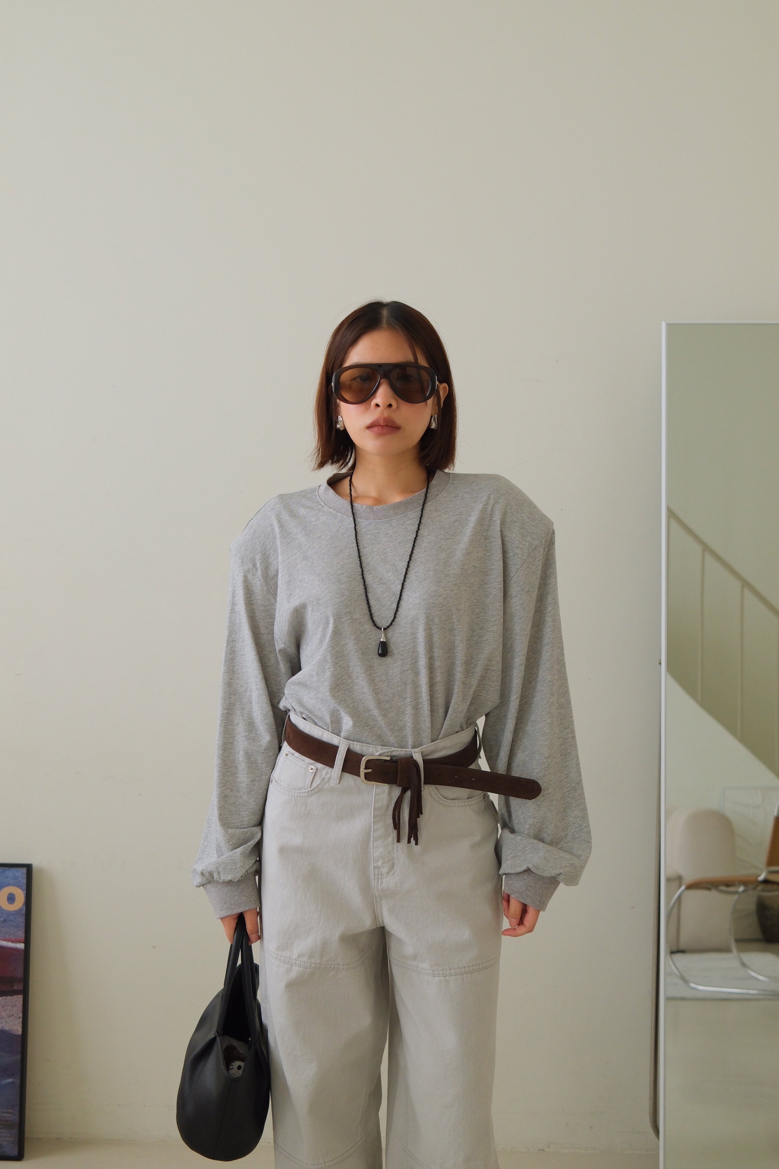 bold shoulder longsleeve soft tee