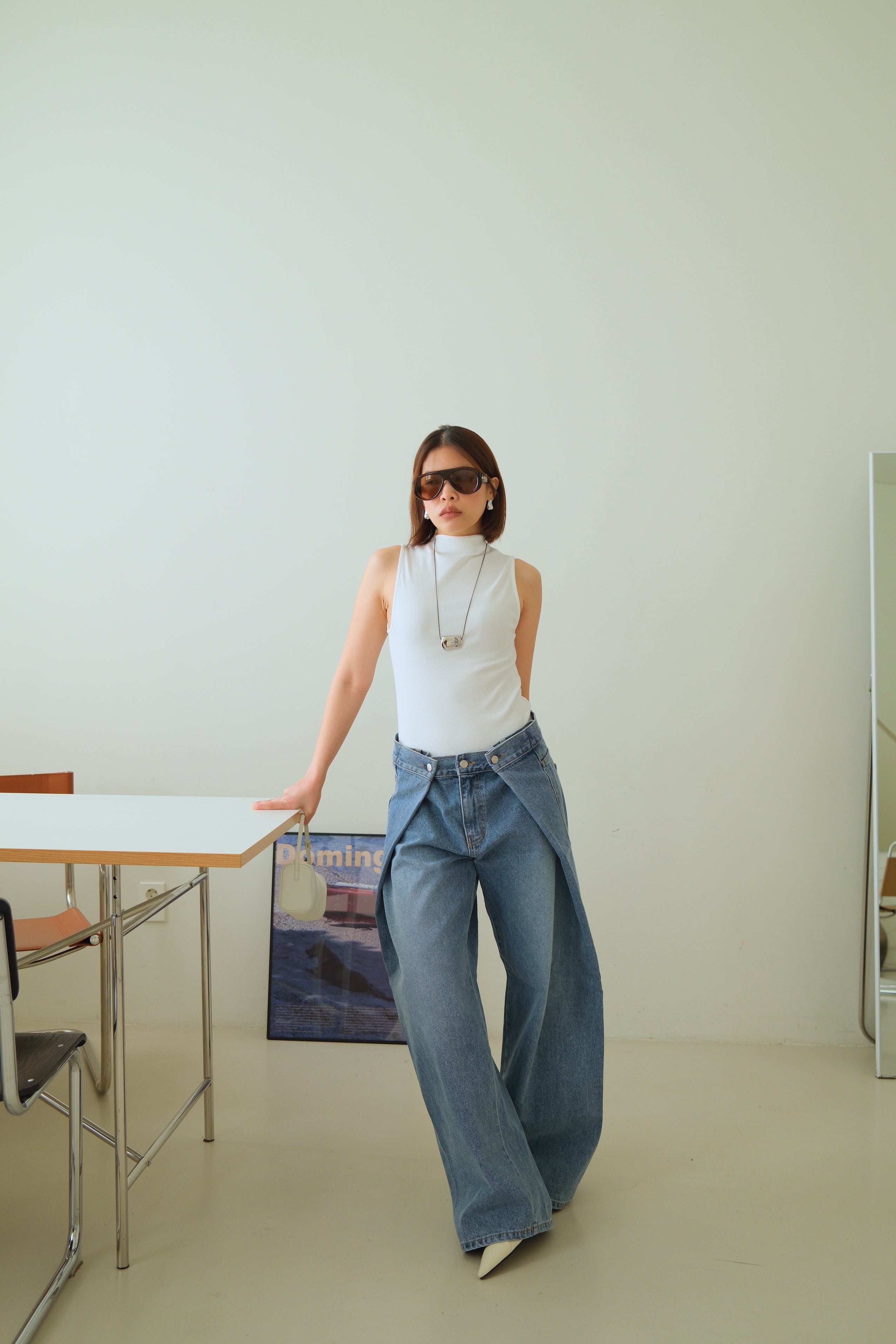 Exaggerated 2 way wrap jeans