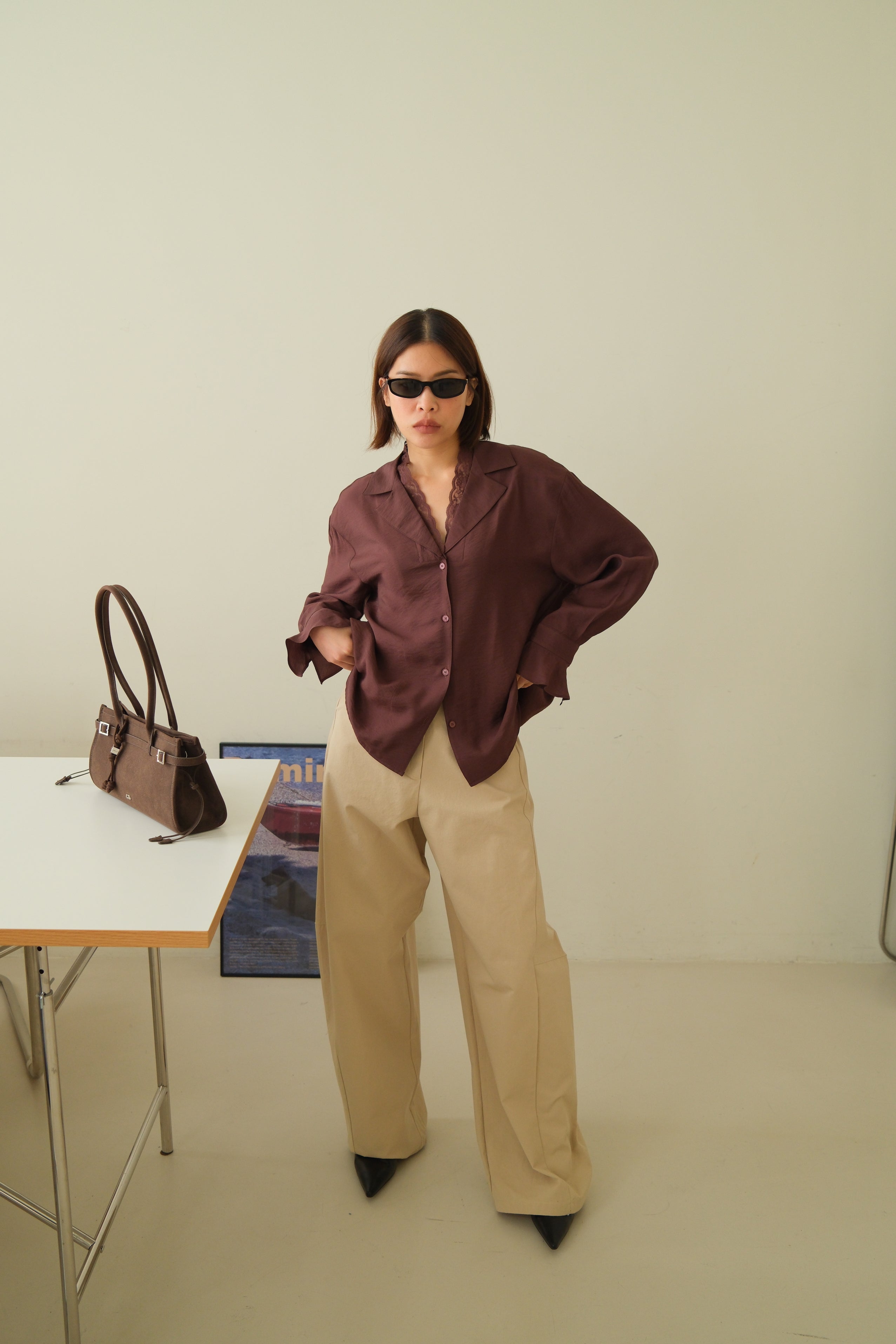 Hawaii lace collar shirt