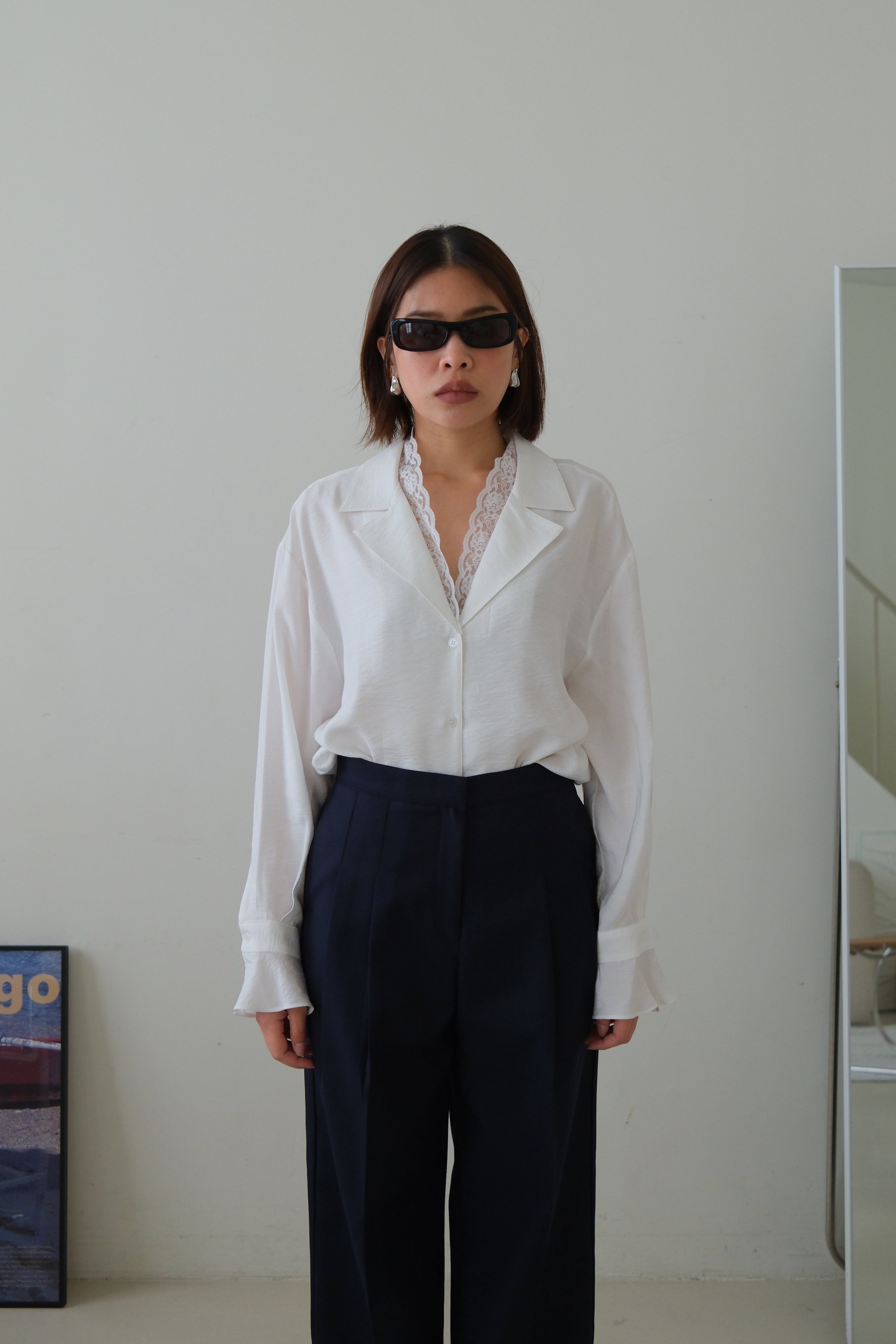 Hawaii lace collar shirt