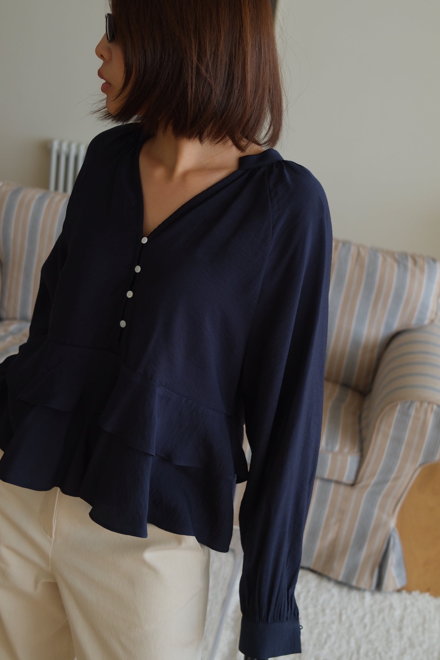 frill hem crop blouse