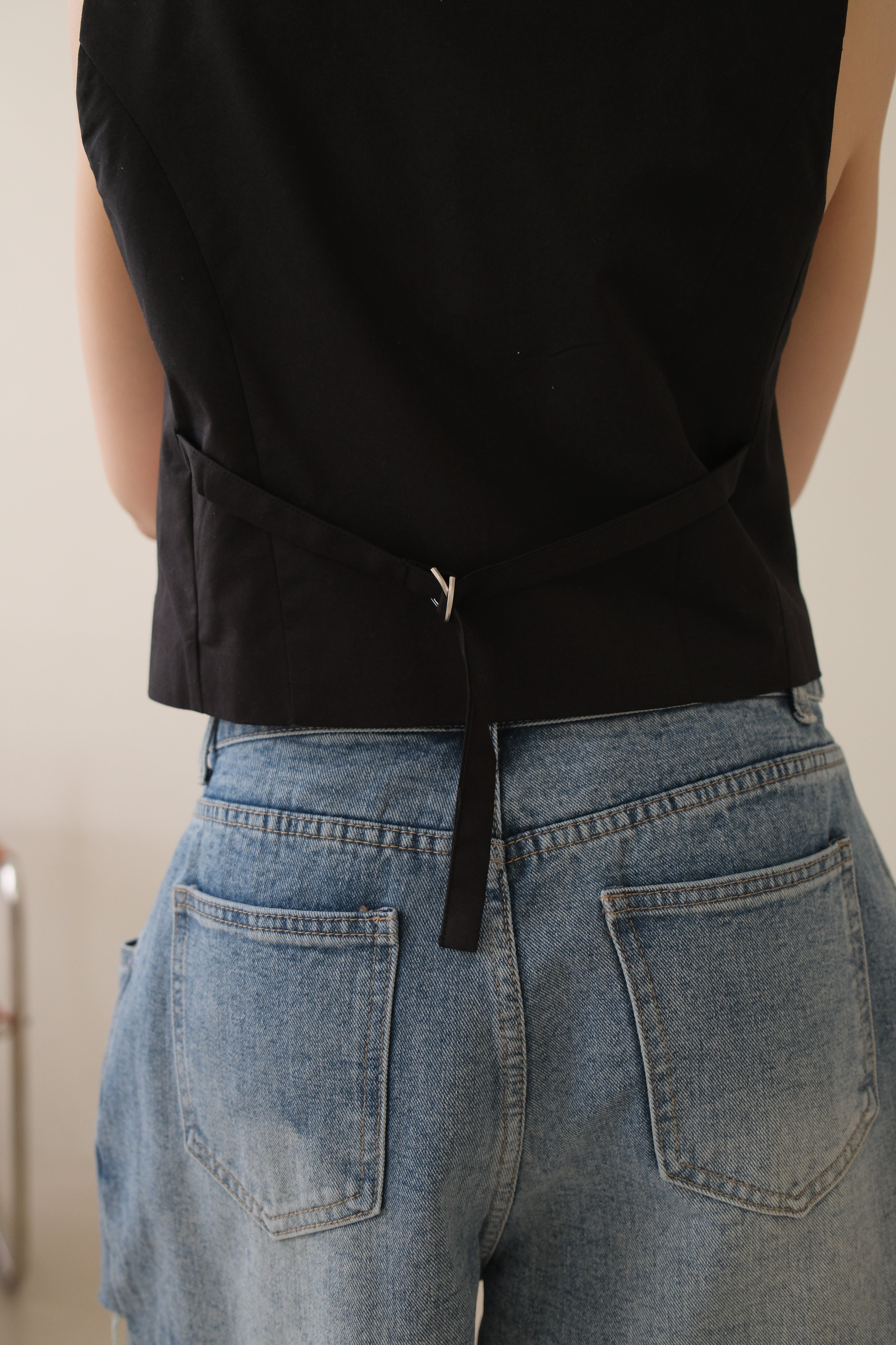Roma vest