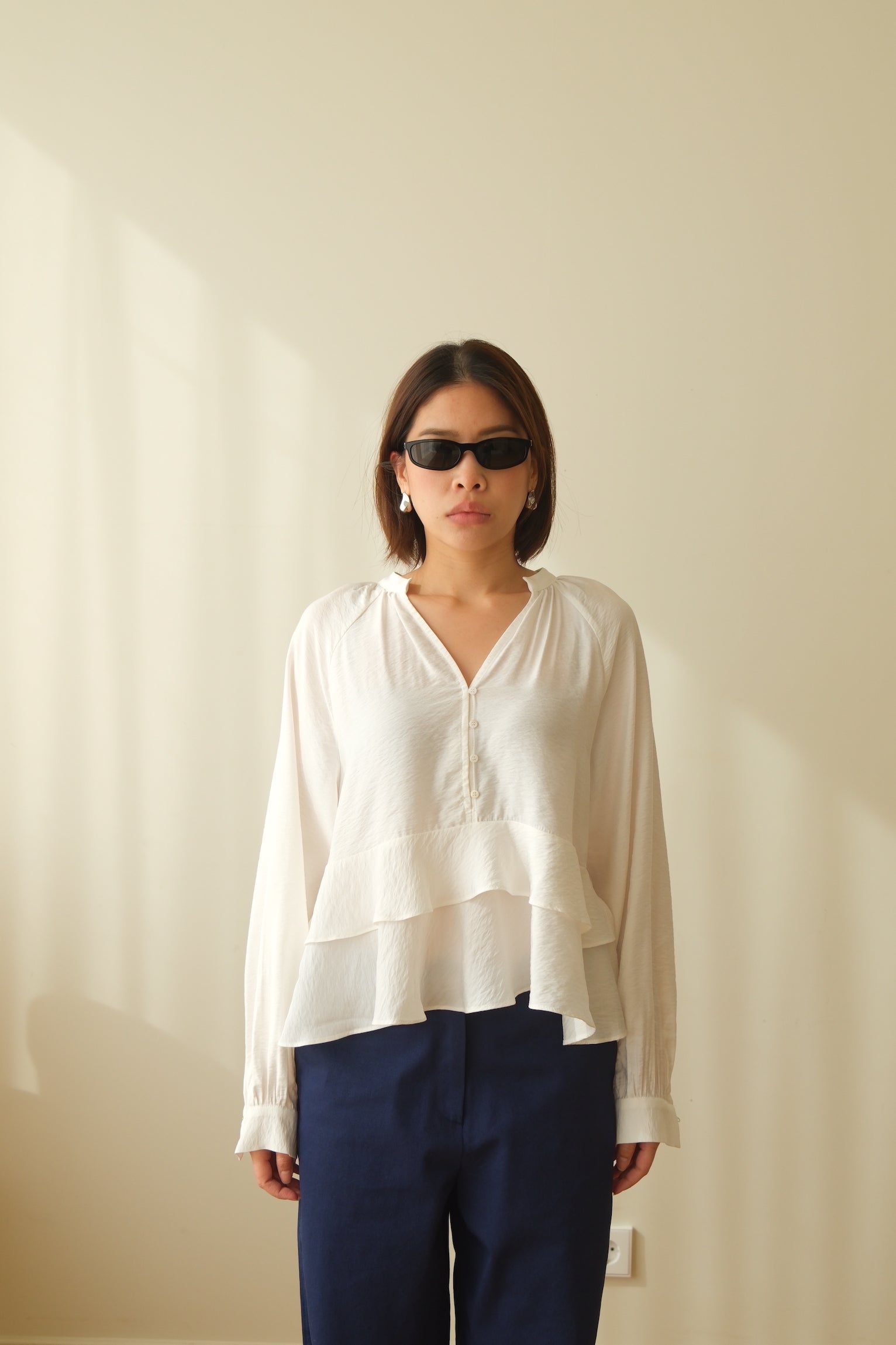 frill hem crop blouse