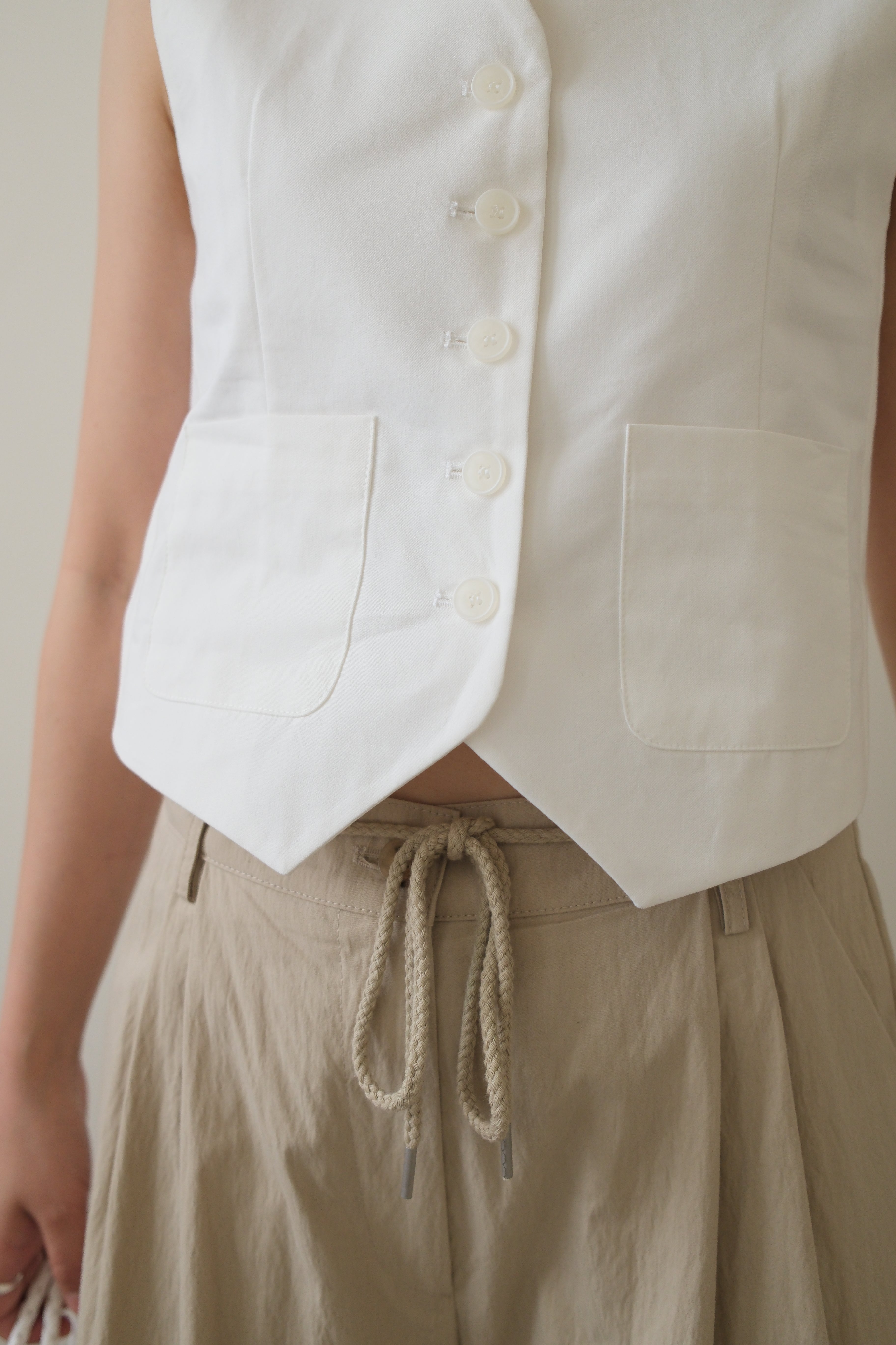 Roma vest