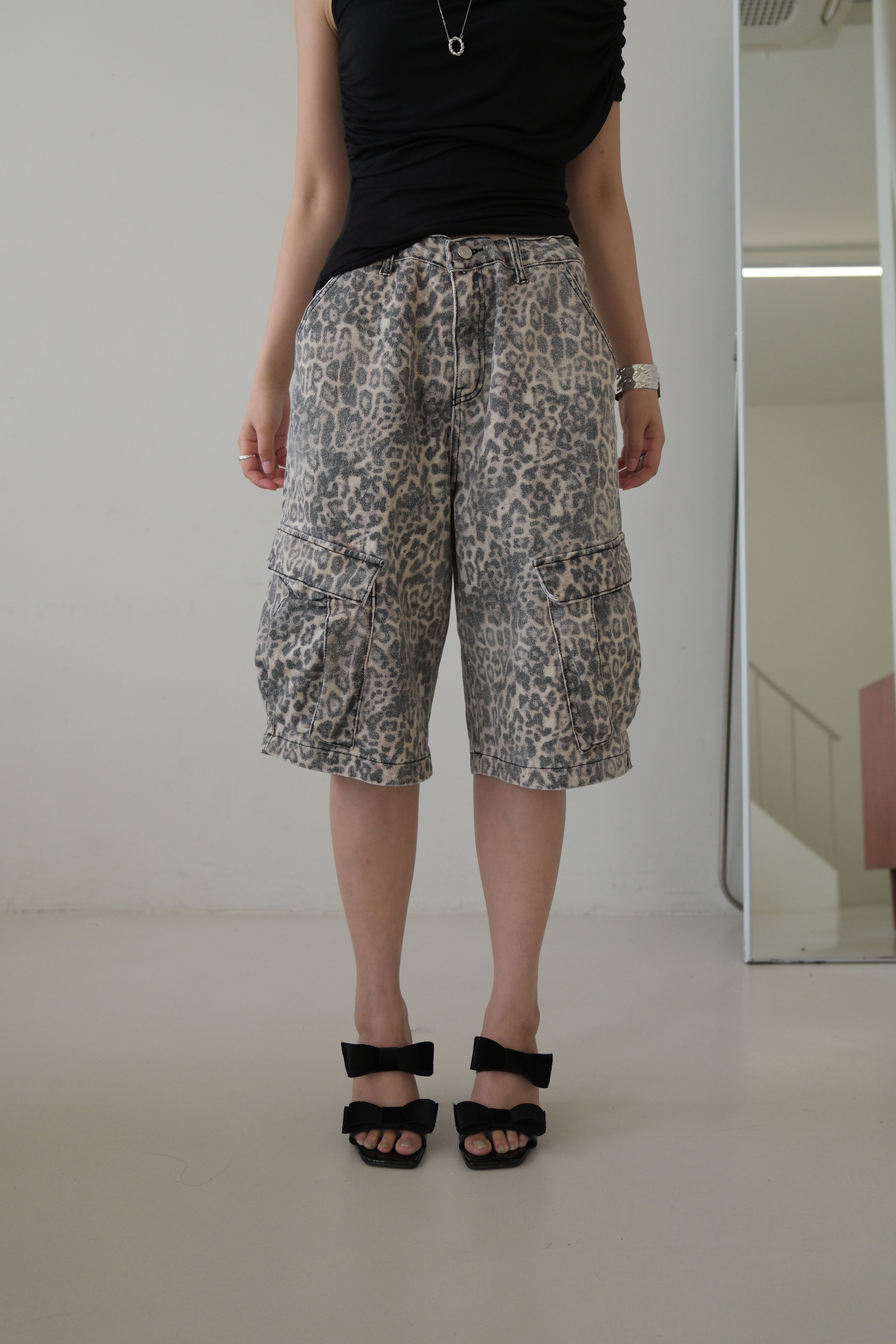 Leopard cargo pocket shorts