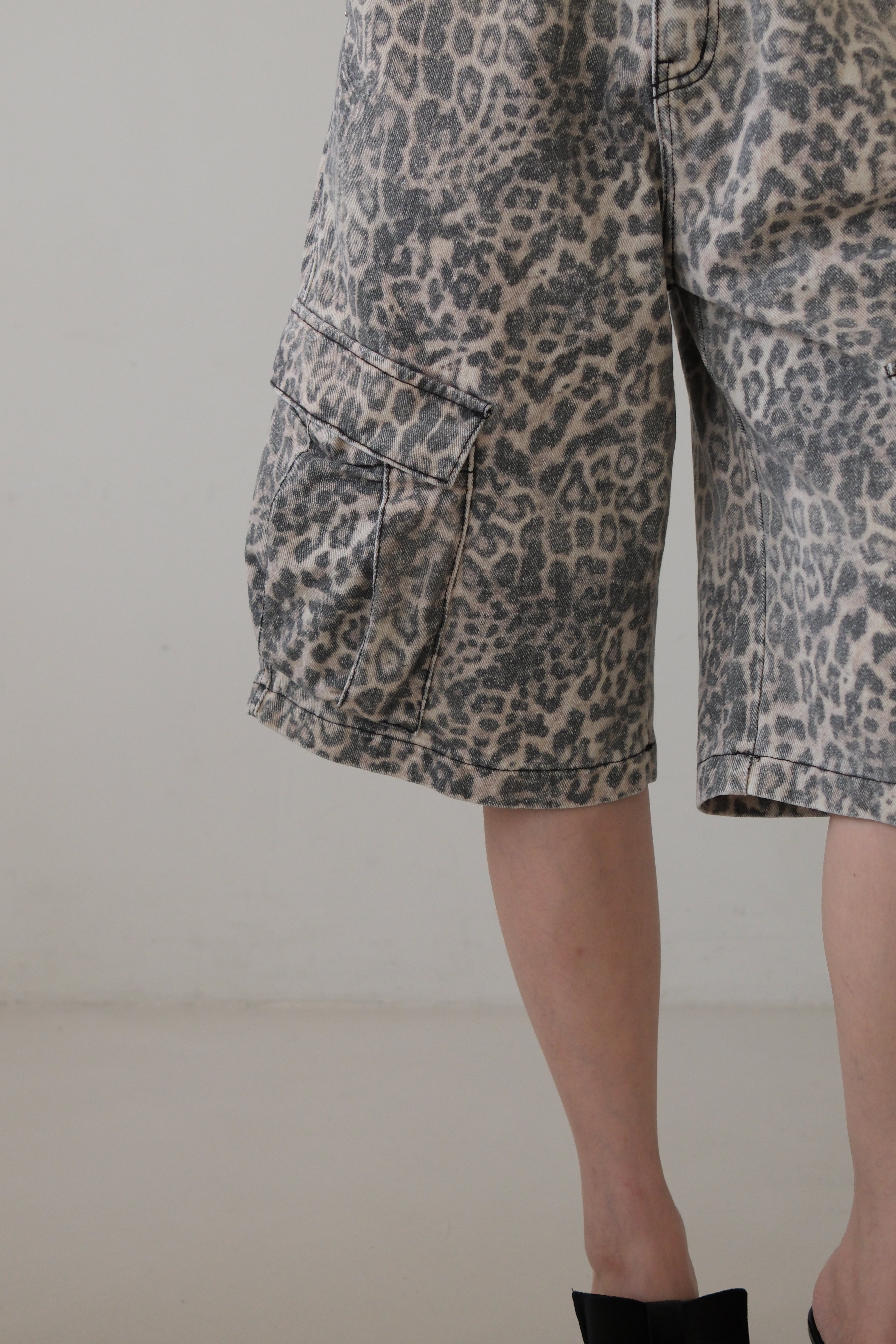 Leopard cargo pocket shorts