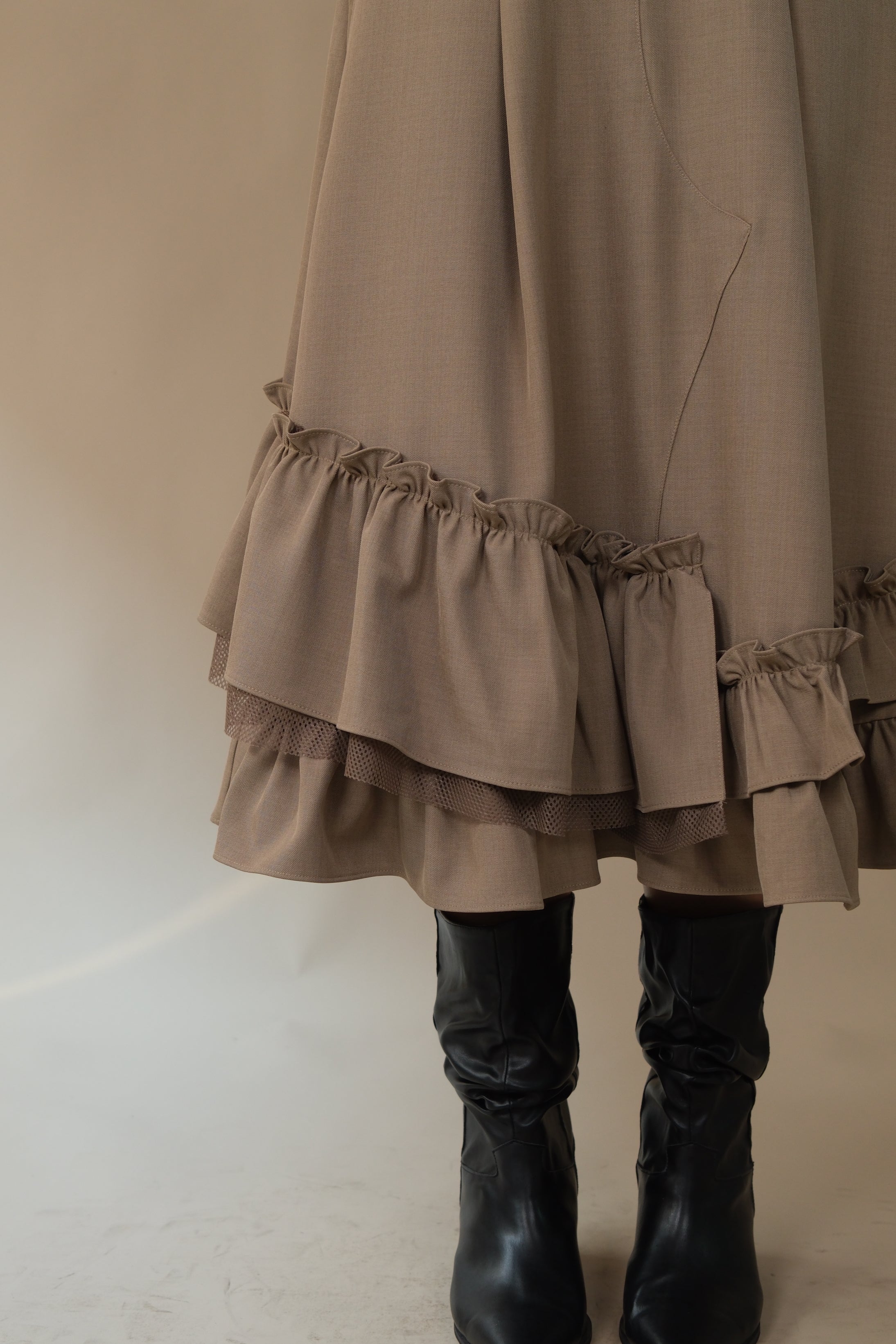 Randy frill unbalance skirt