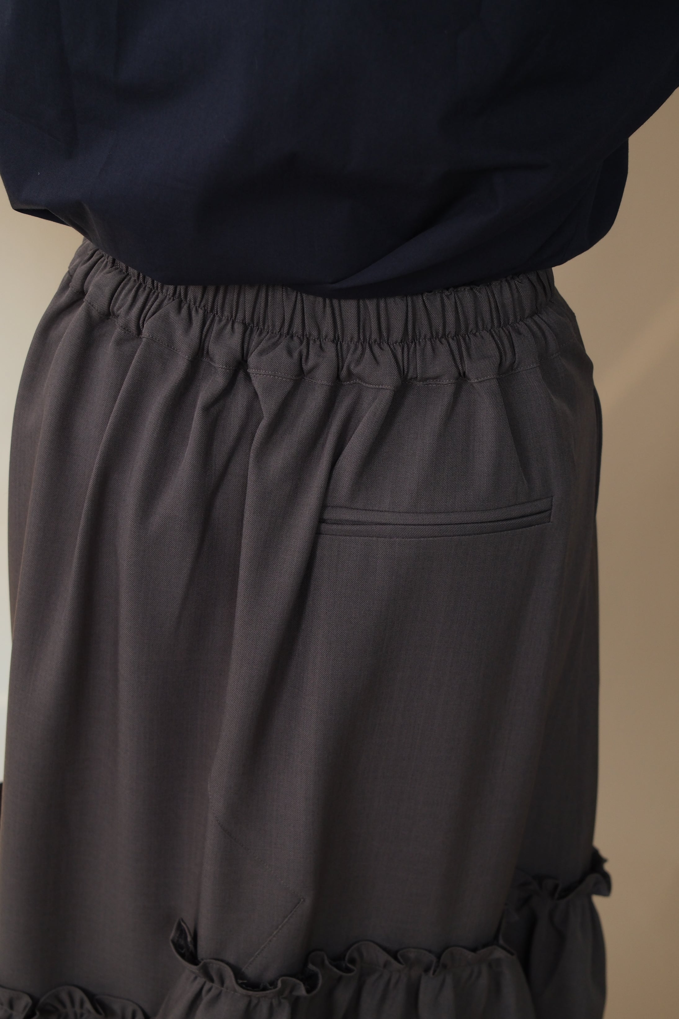 Randy frill unbalance skirt