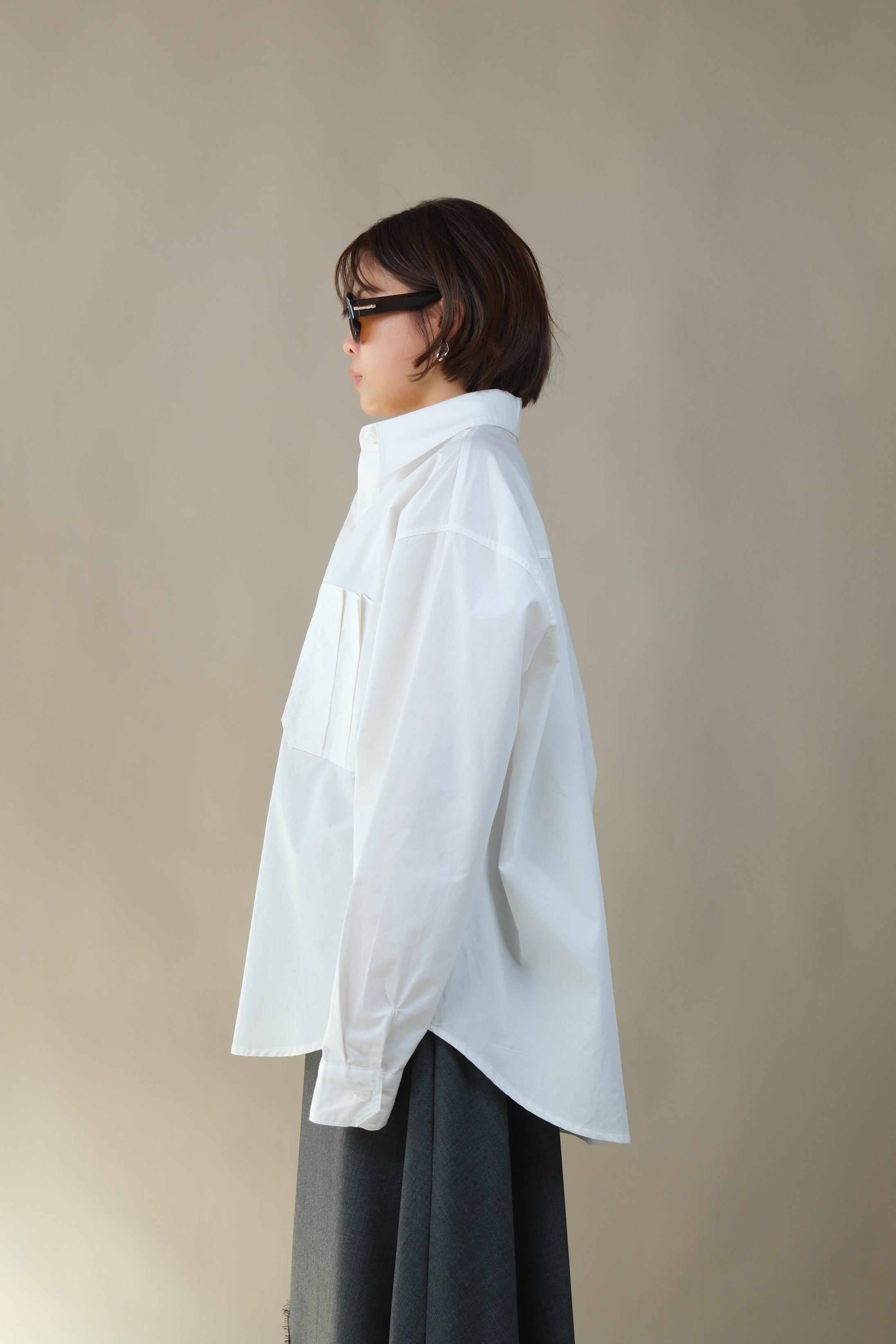 Pleated pocket oversized shirt
