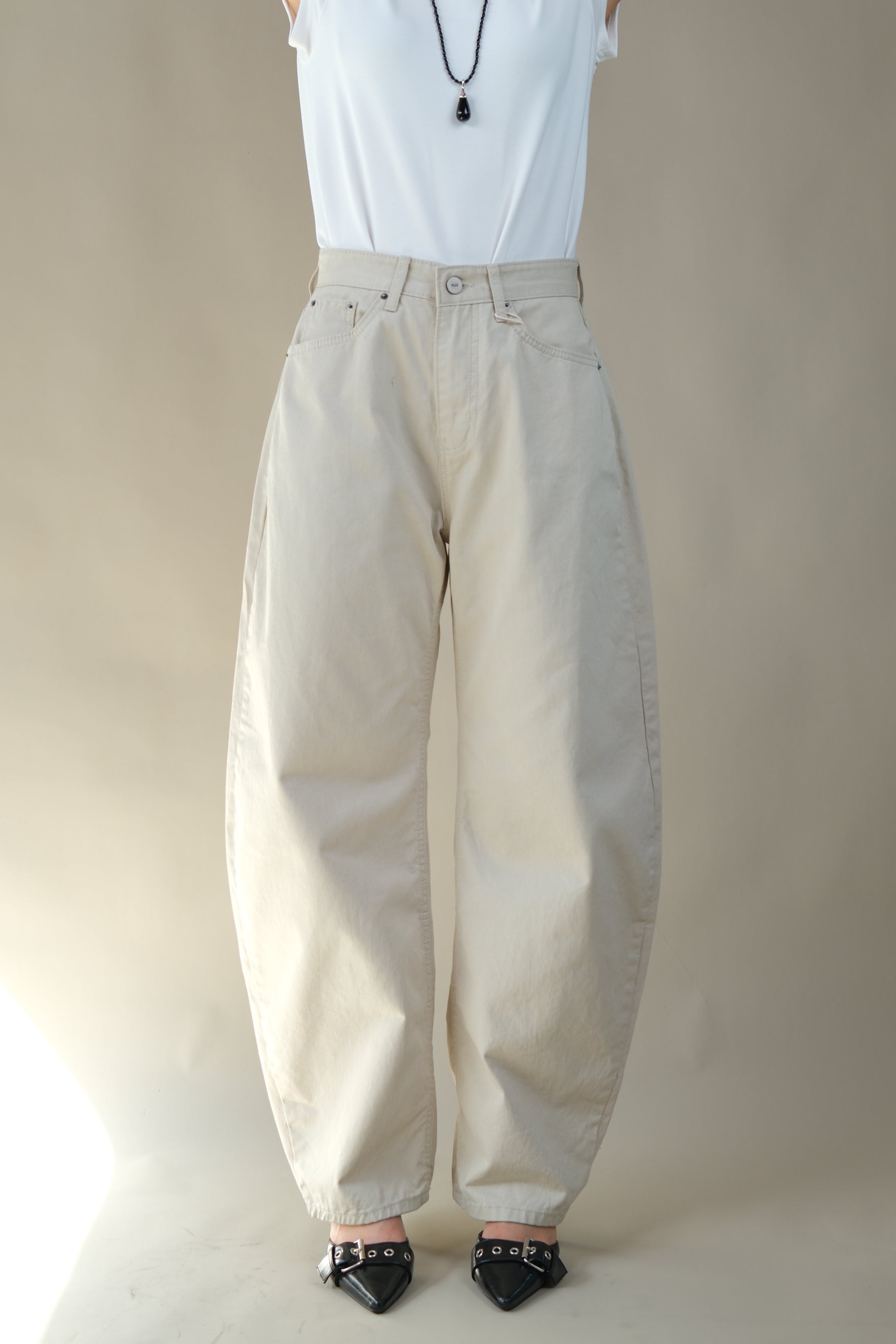 Vase barrel leg jeans