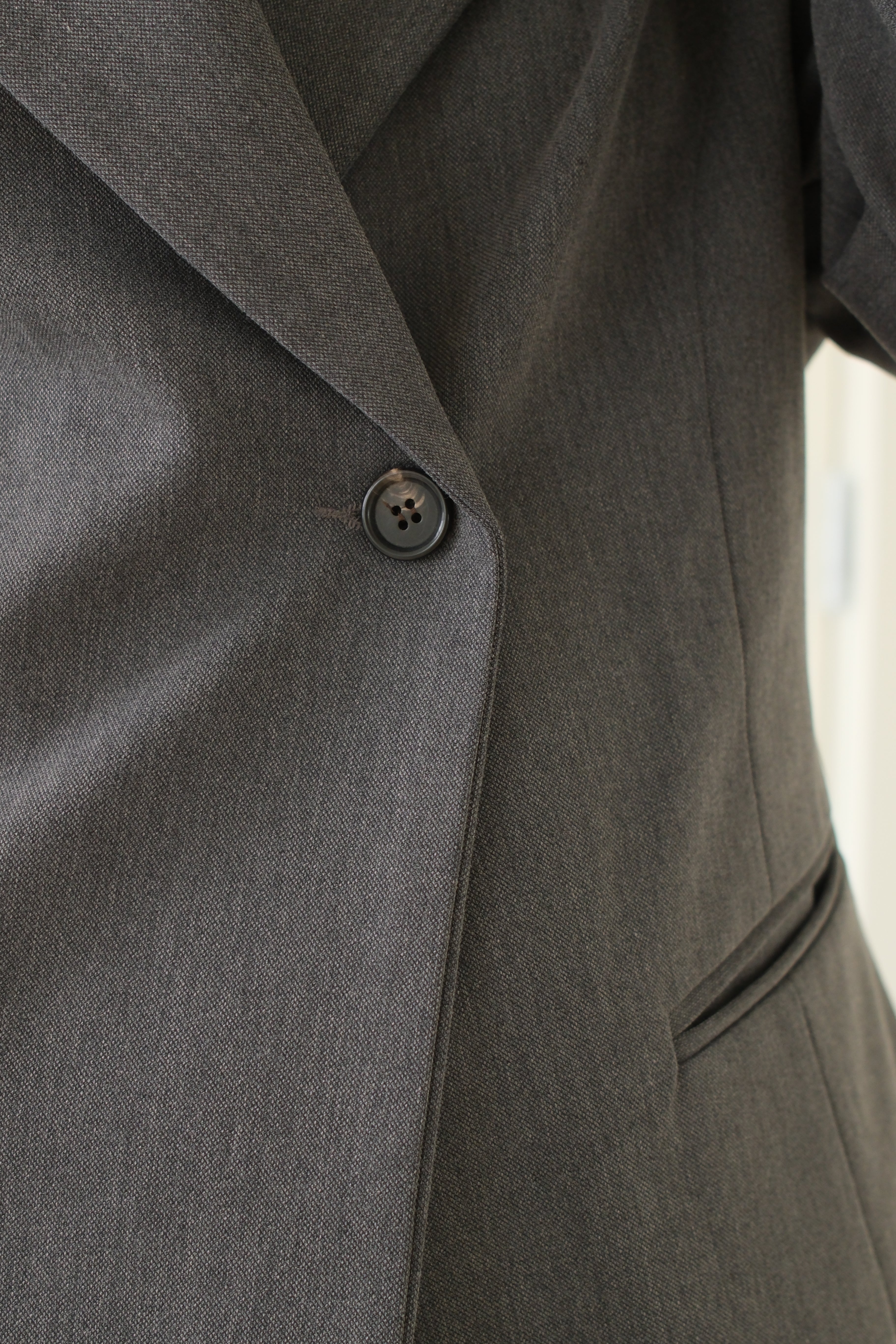 Koln Double-breasted cinched waist blazer