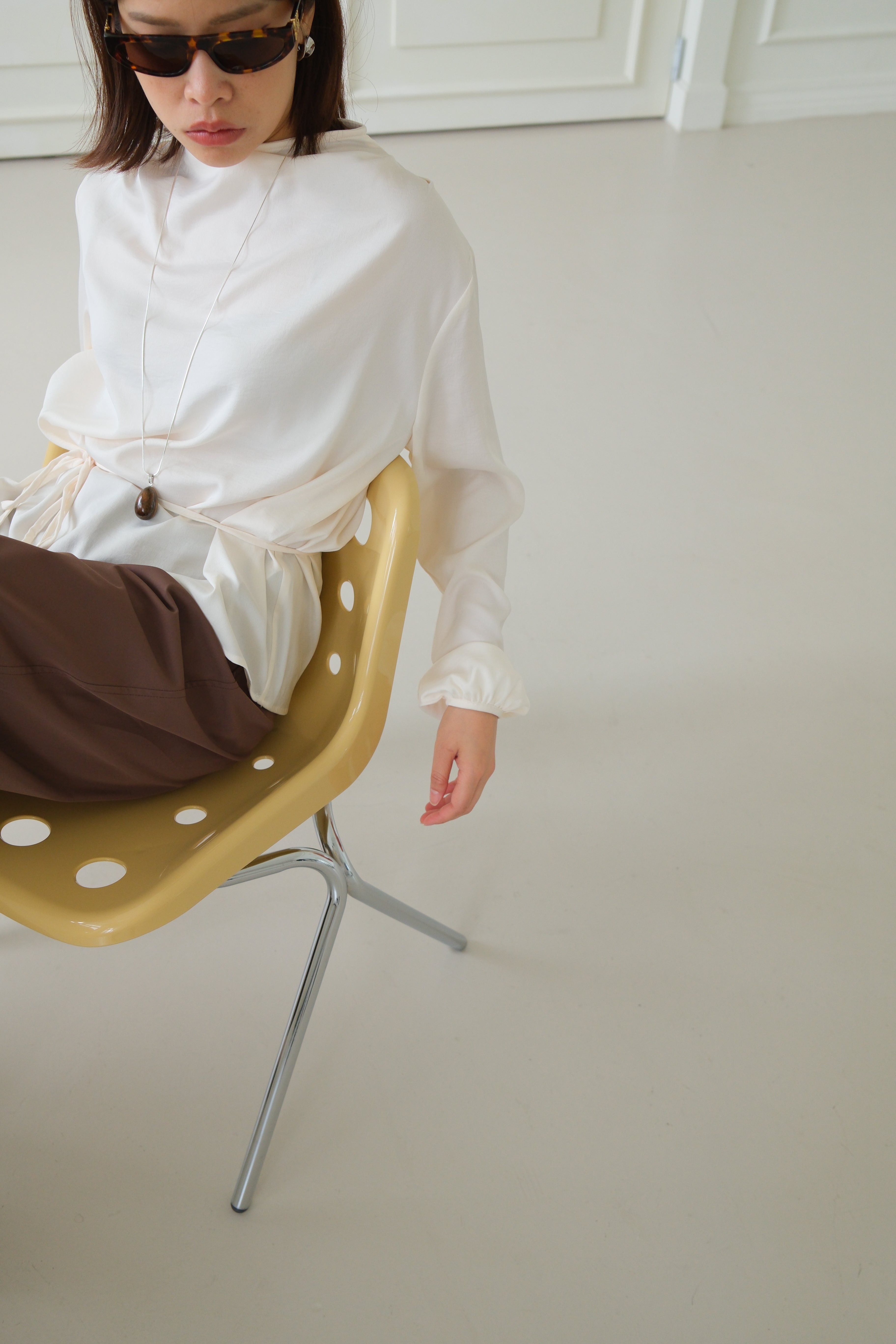 Curren shirring shoulder blouse