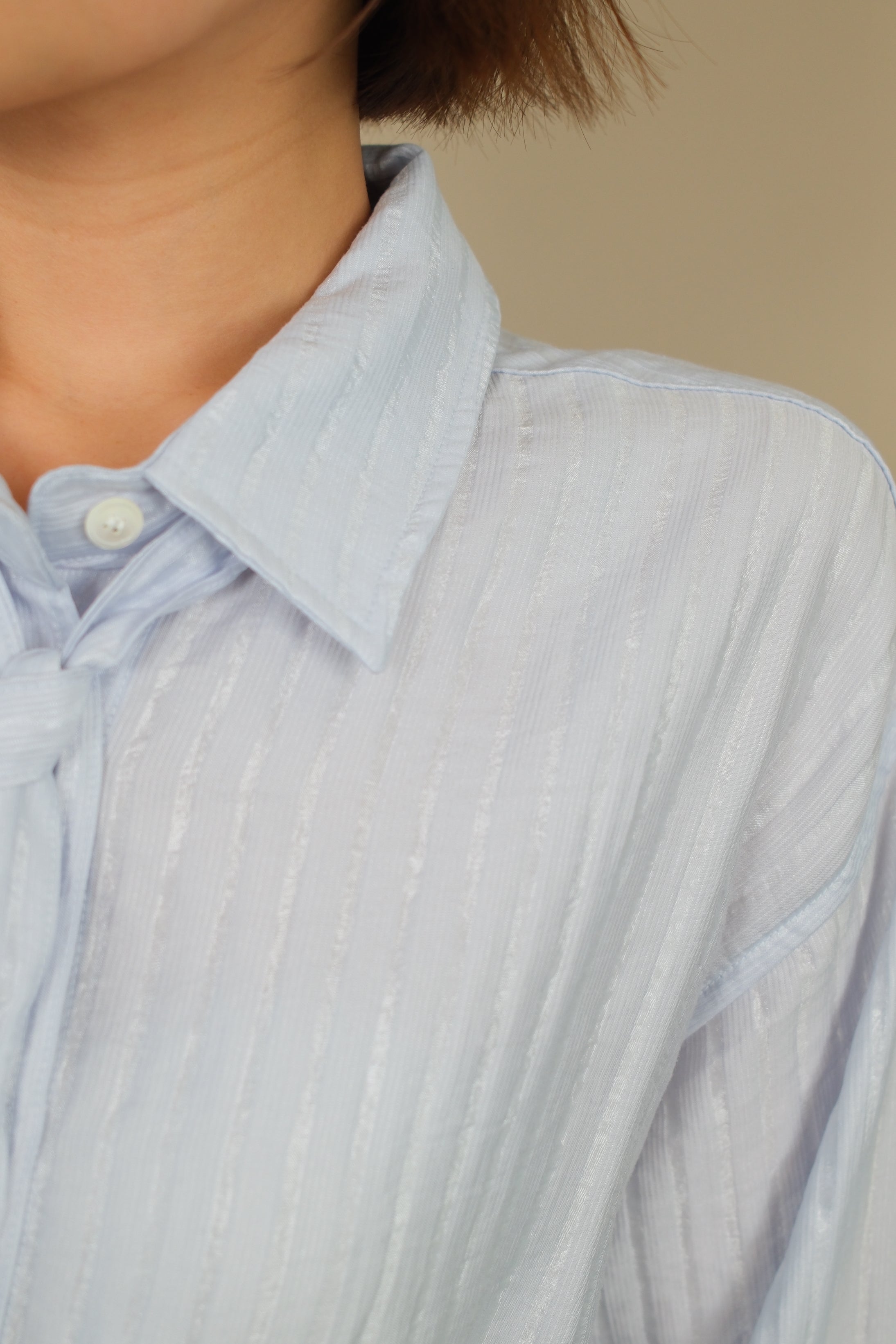 silky striped tie collar shirt