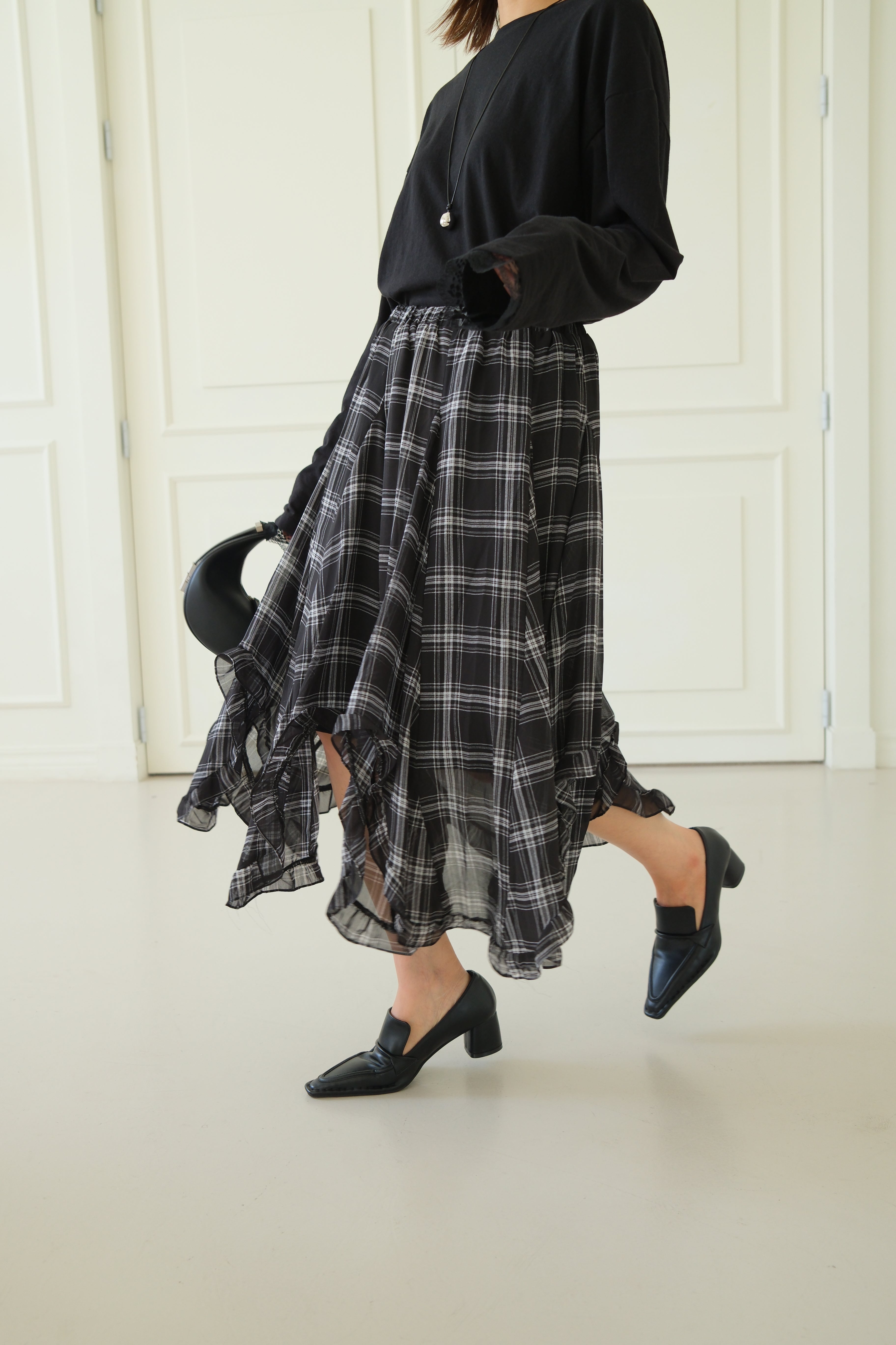 plaid unbalance sheer skirt