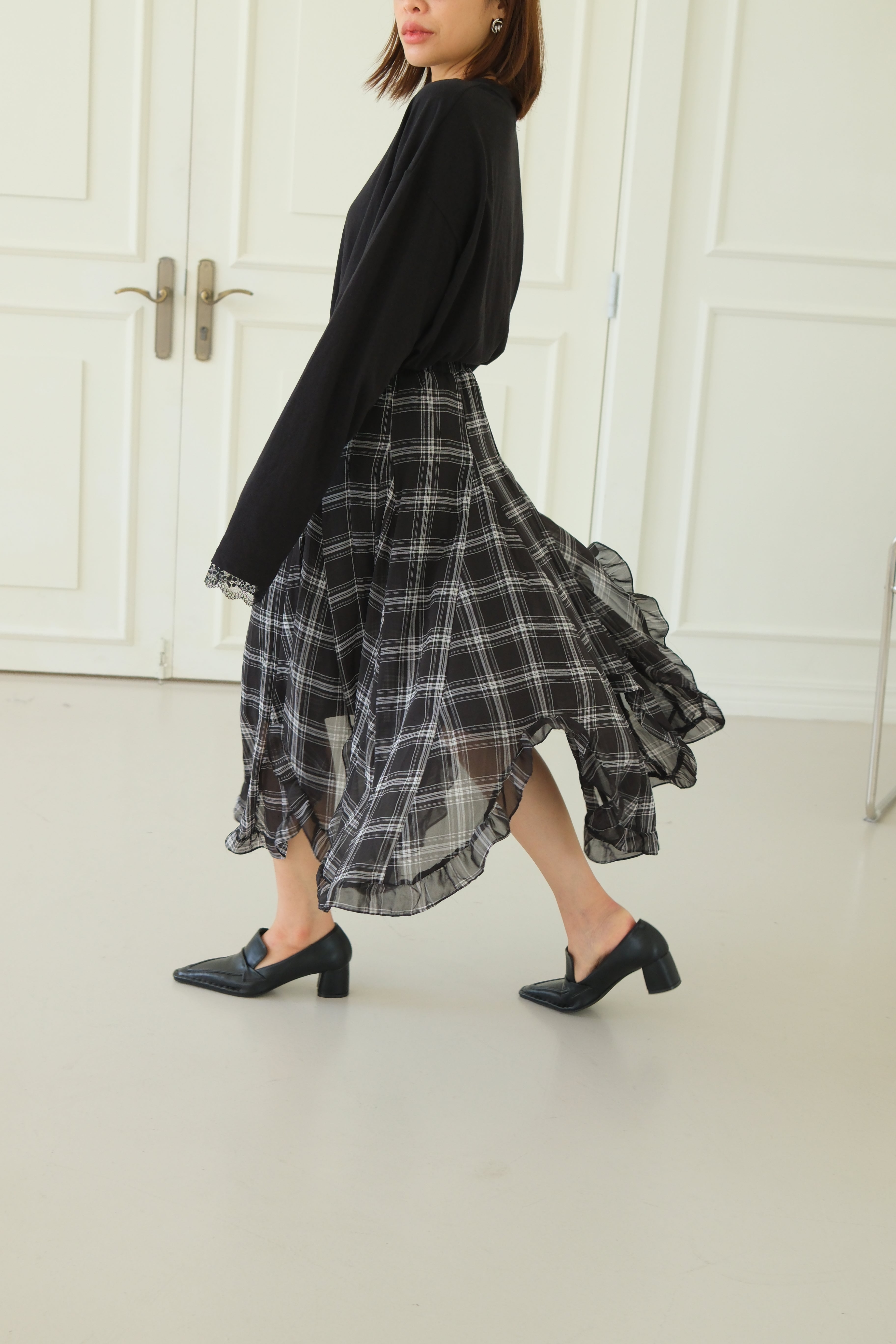 plaid unbalance sheer skirt