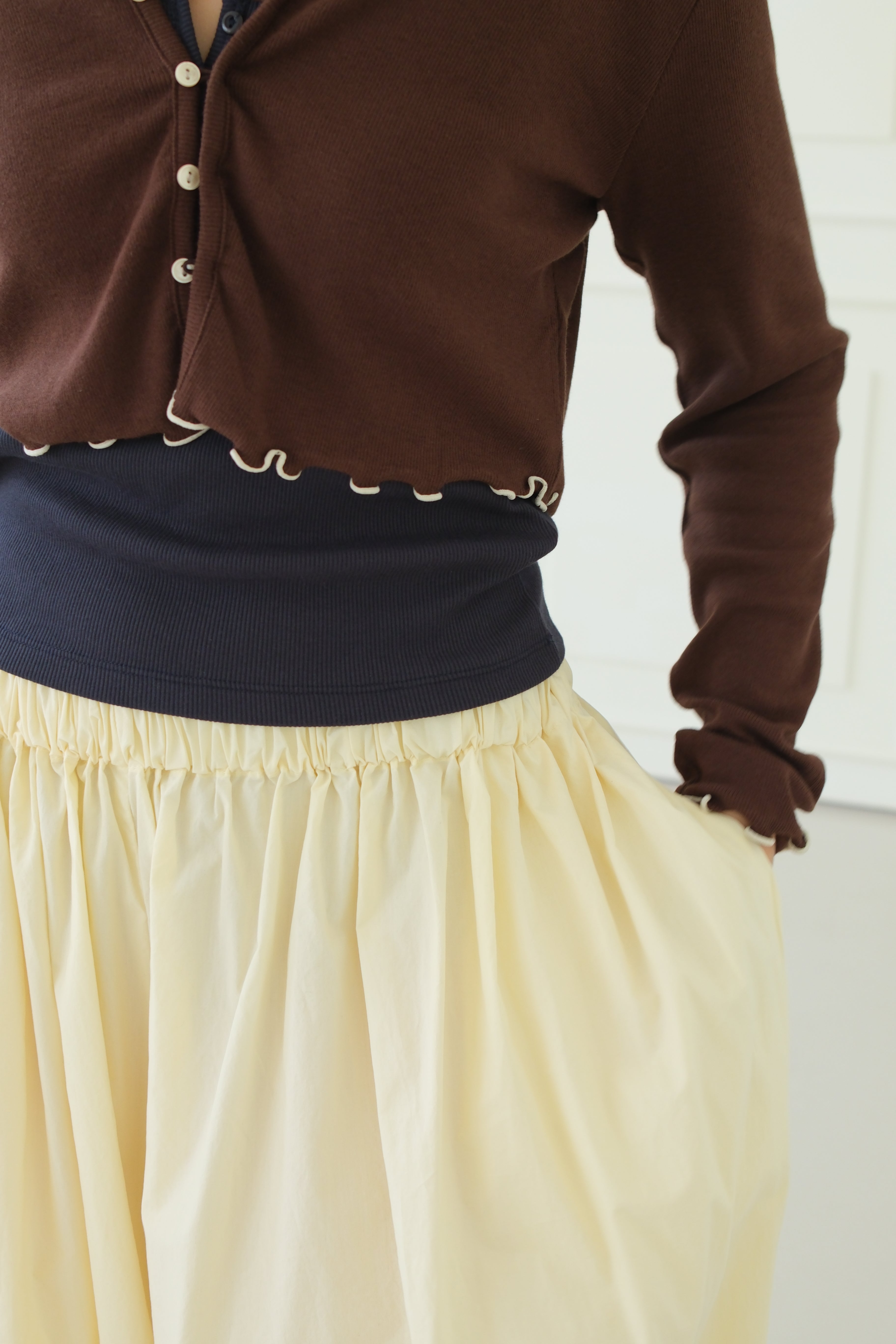 Moose frill edge crop cardigan