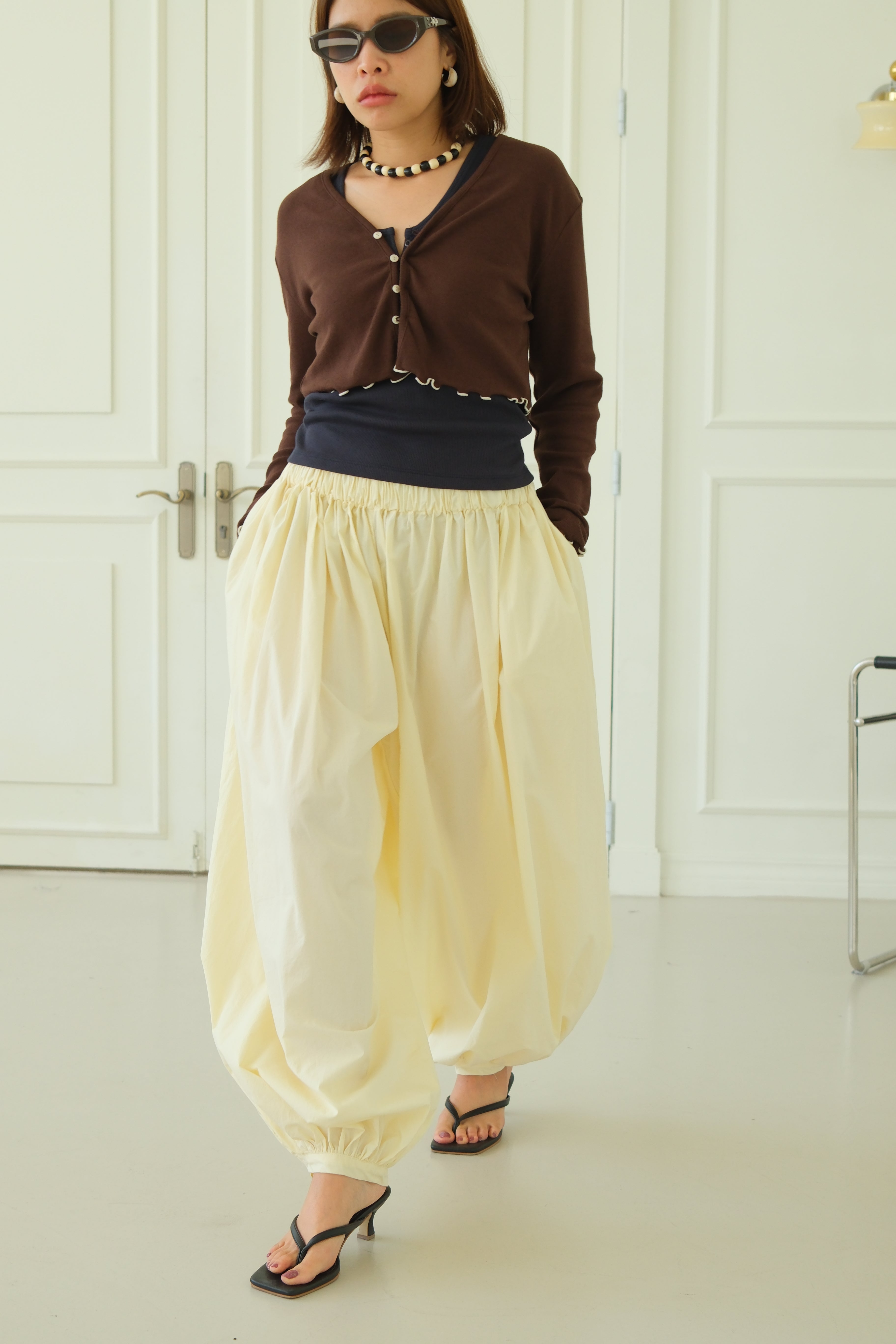 elasticated waist balloon parachute pants