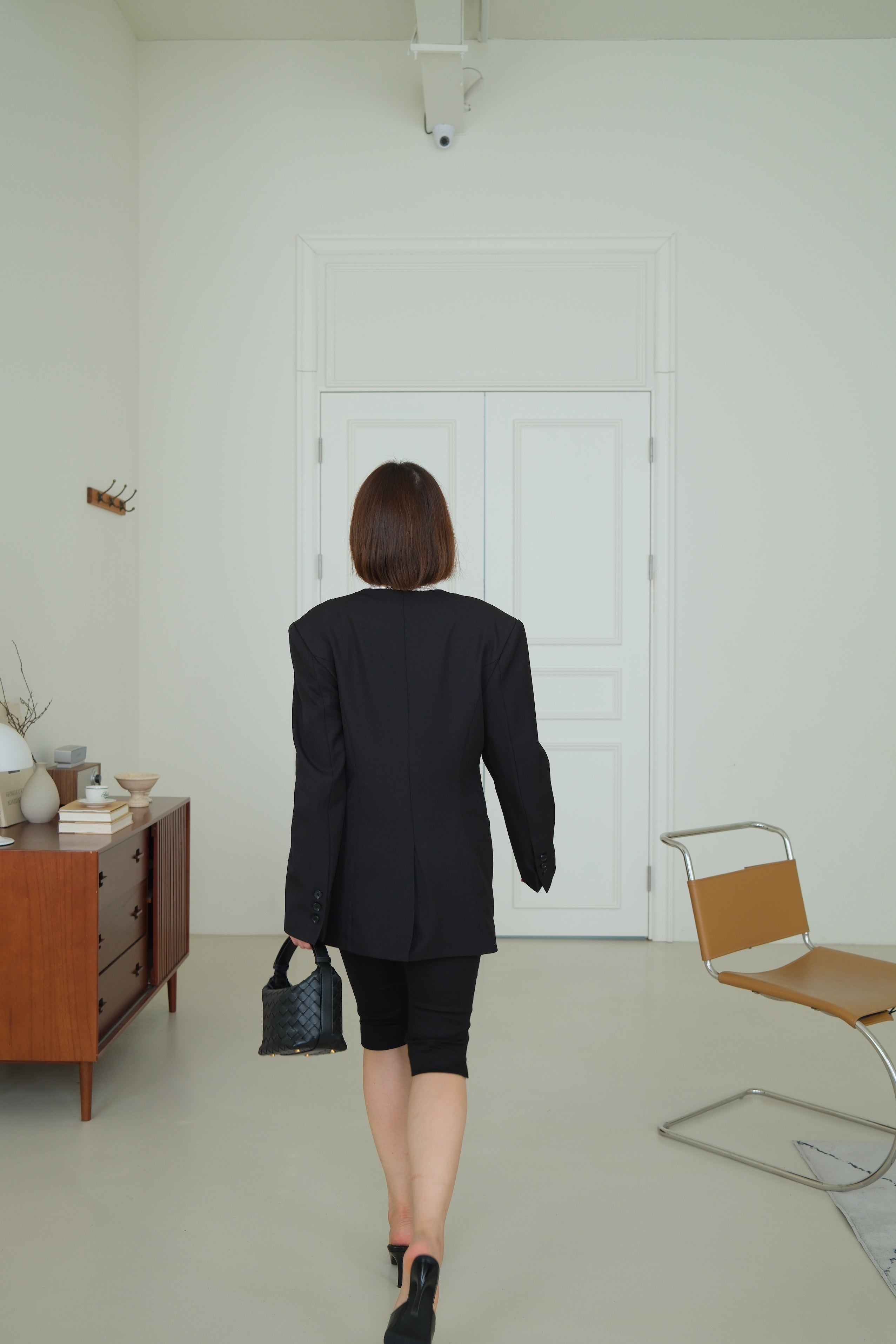 Collarless V-Neck Longline Blazer