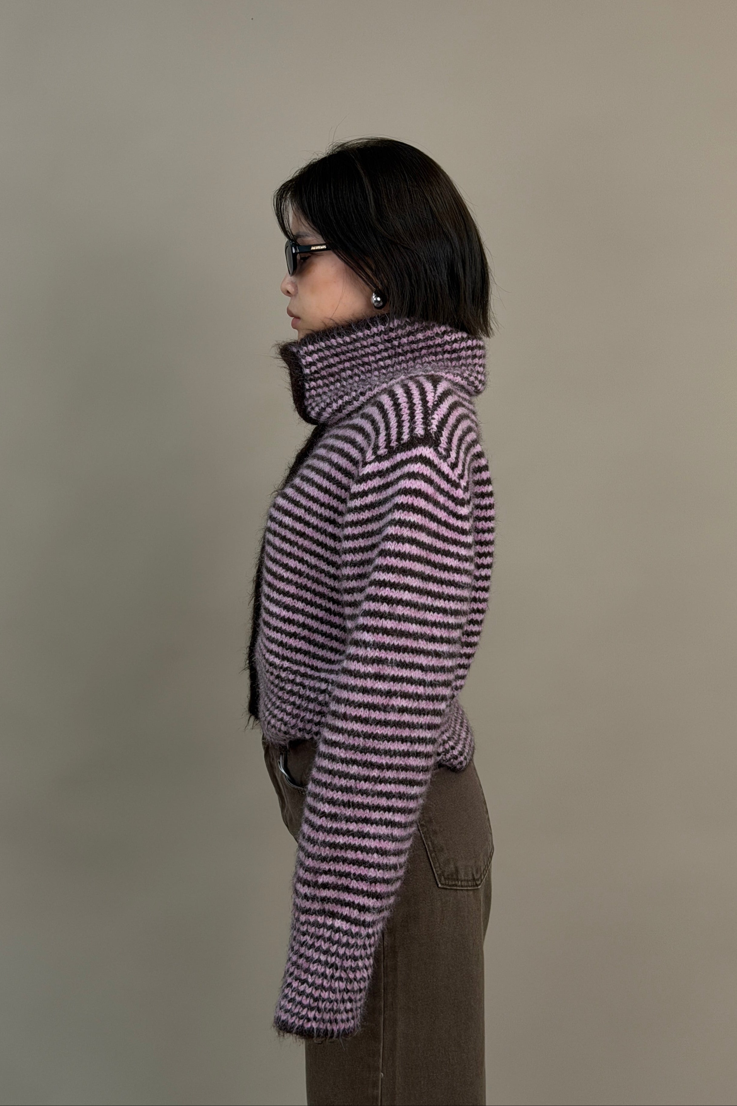 striped high-neck Fluffy cardigan