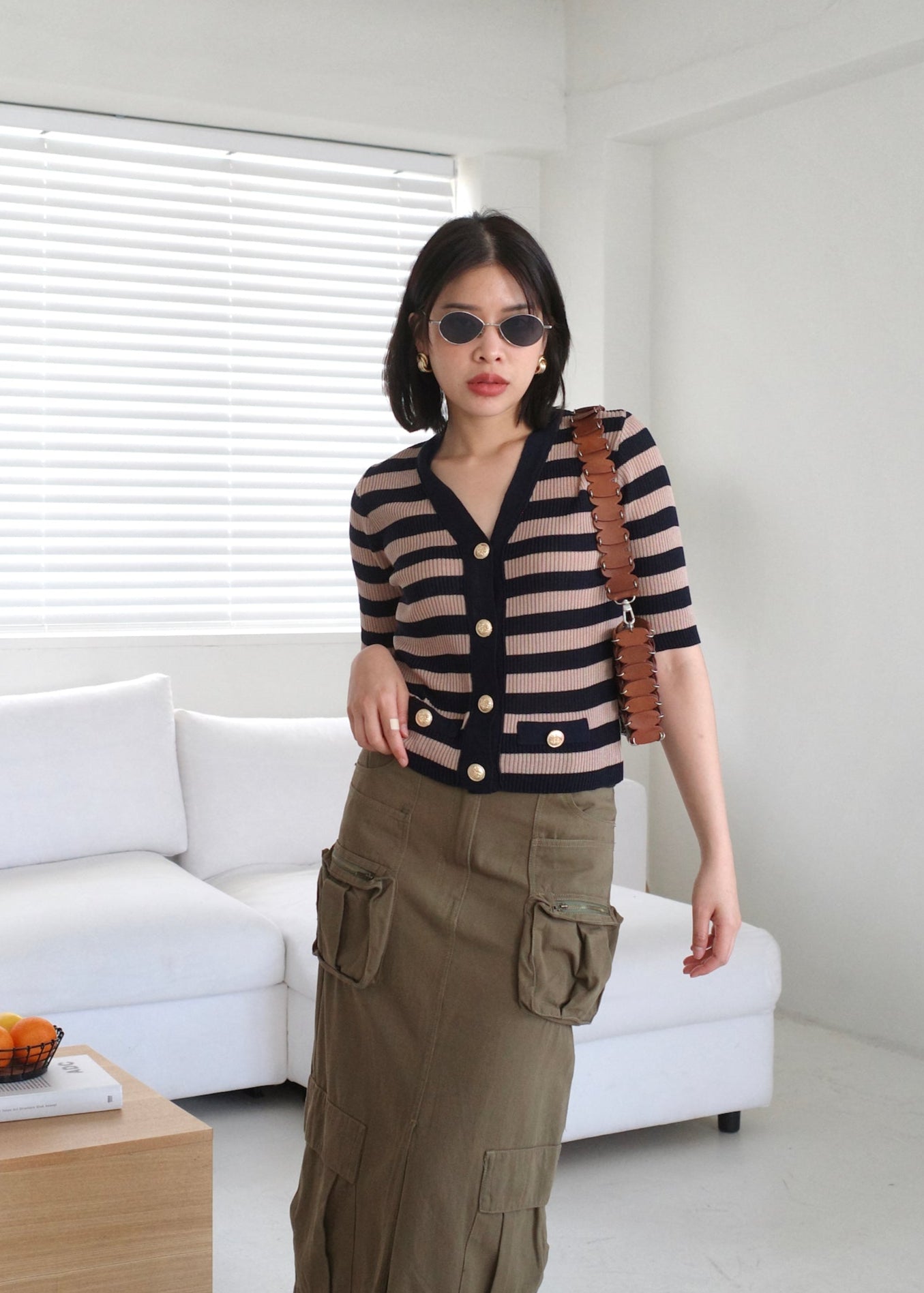 contrast stripe v neck slim blouse